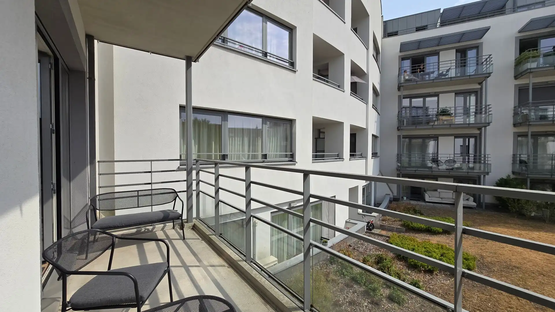 Prachtig en modern 1-slaapkamer appartement met terras en tuinuitzicht – Sint-Lambrechts-Woluwe foto 10
