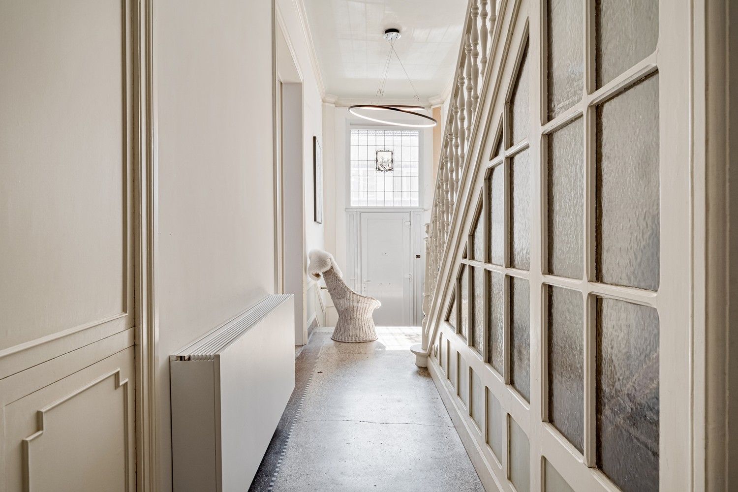 Uniek herenhuis vol karakter net buiten het centrum van Sint-Truiden foto 14