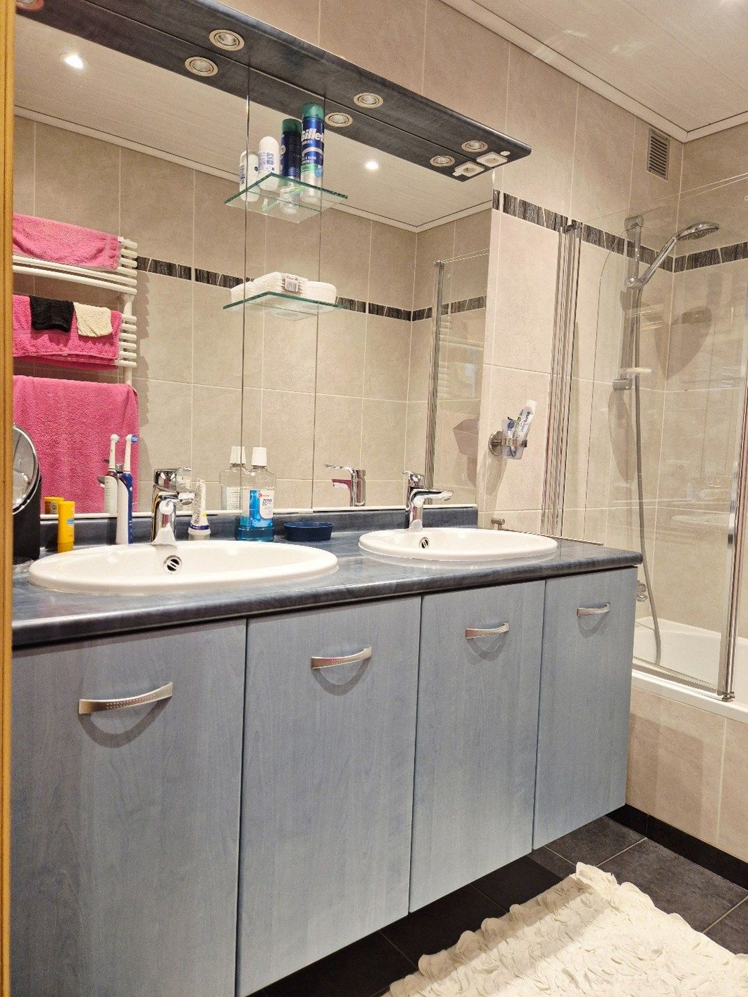 Sint Andries: Perfect afgewerkt appartement voor INVESTERING foto 9