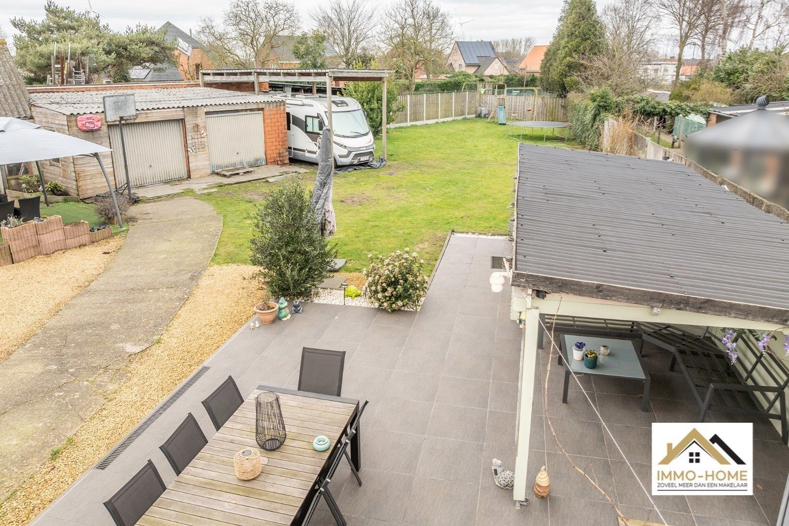 Ruime gerenoveerde woning met ruime grond!  foto 26