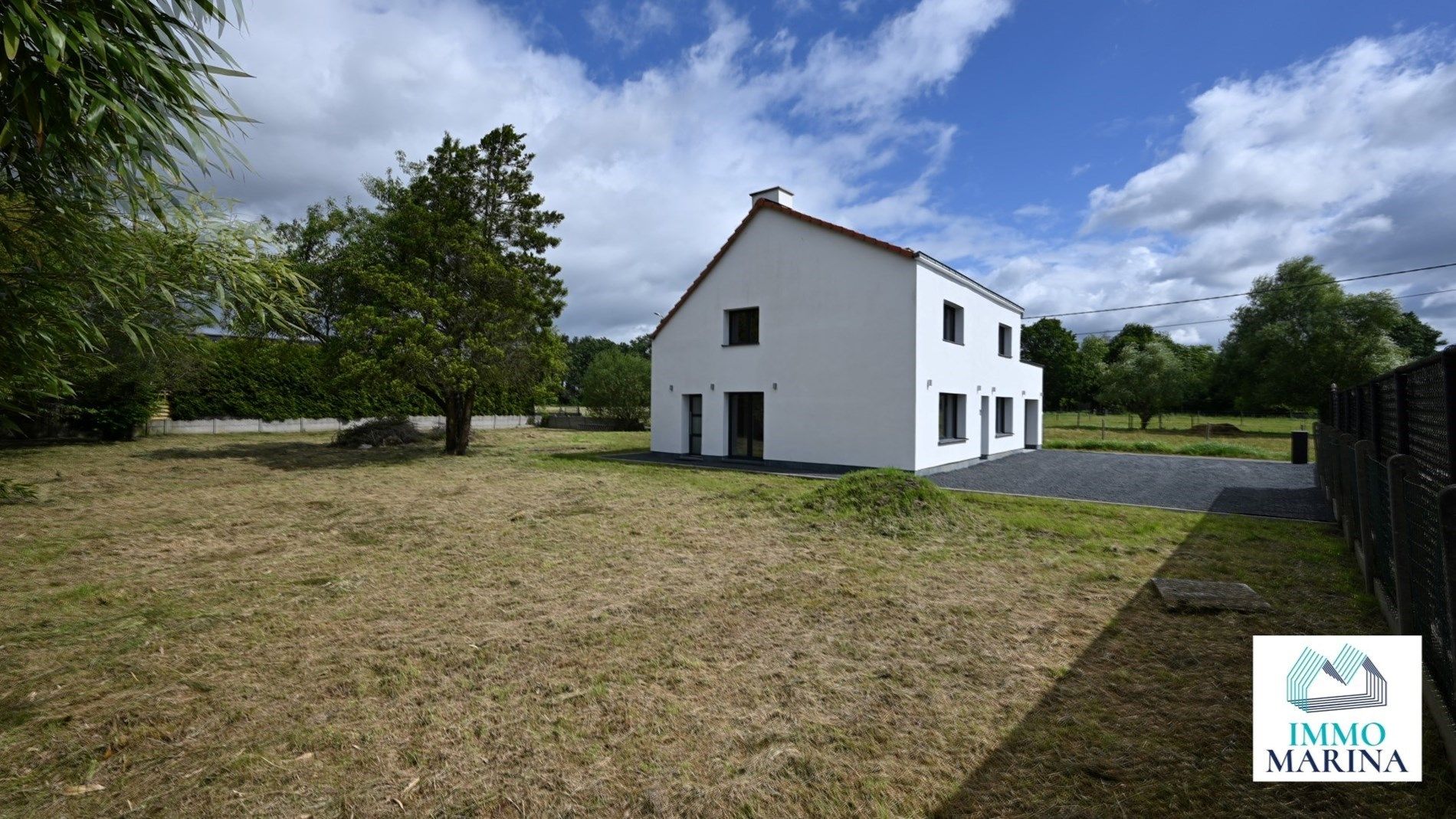 Gerenoveerde woning op ca 20a met zicht op velden te Begijnendijk.  foto 27