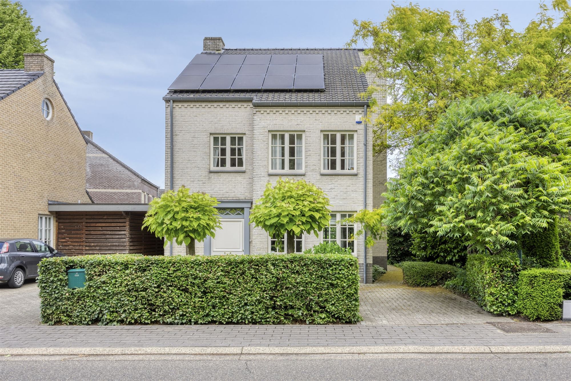 Ruime 5-Slaapkamerwoning in Achel - 246m² Woonplezier foto 2
