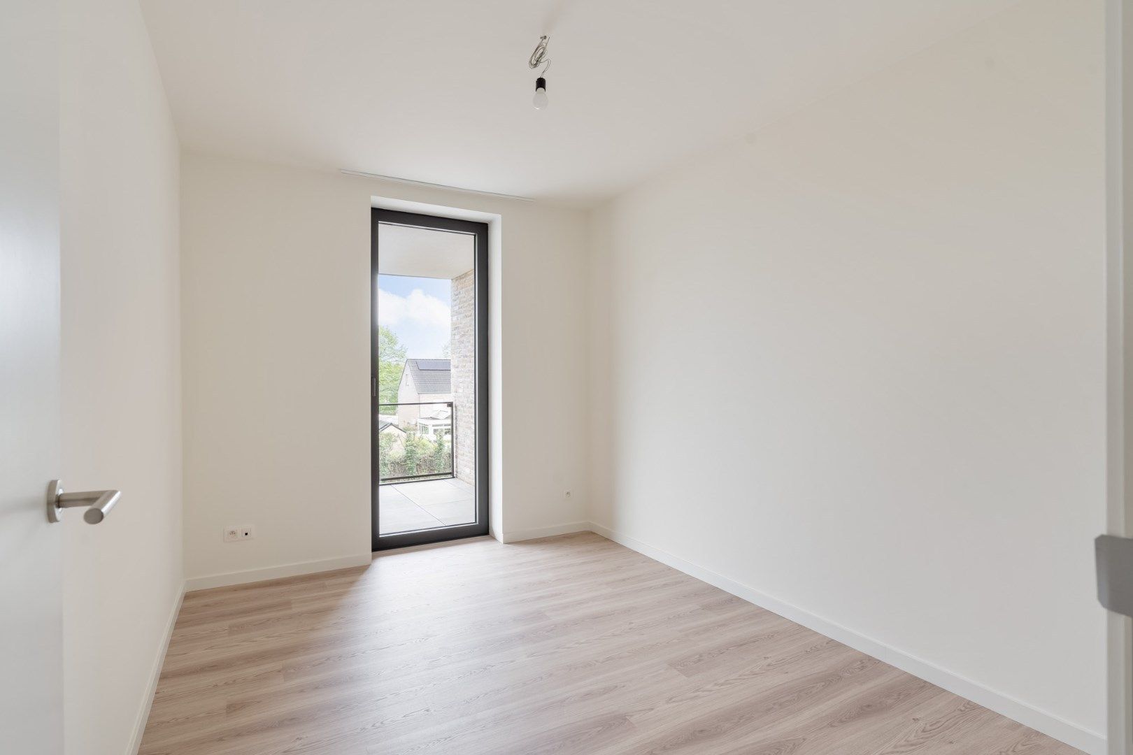 Mooi zeer recent appartement op de tweede verdieping met terras in Zonhoven-centrum foto 11