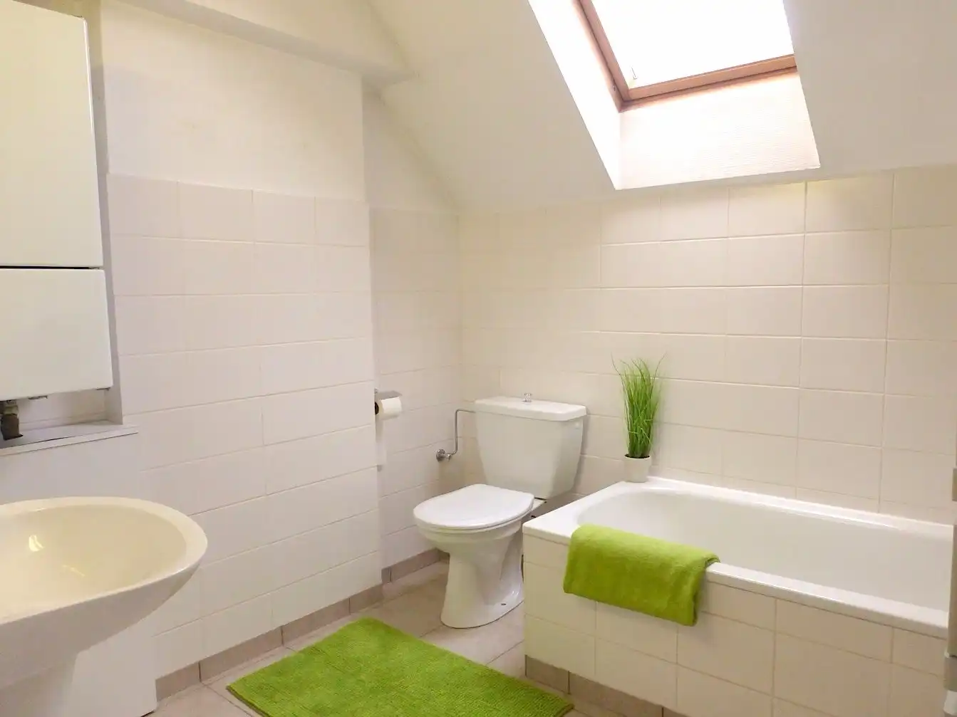 Ruim duplexappartement met 2 slaapkamers! foto 5