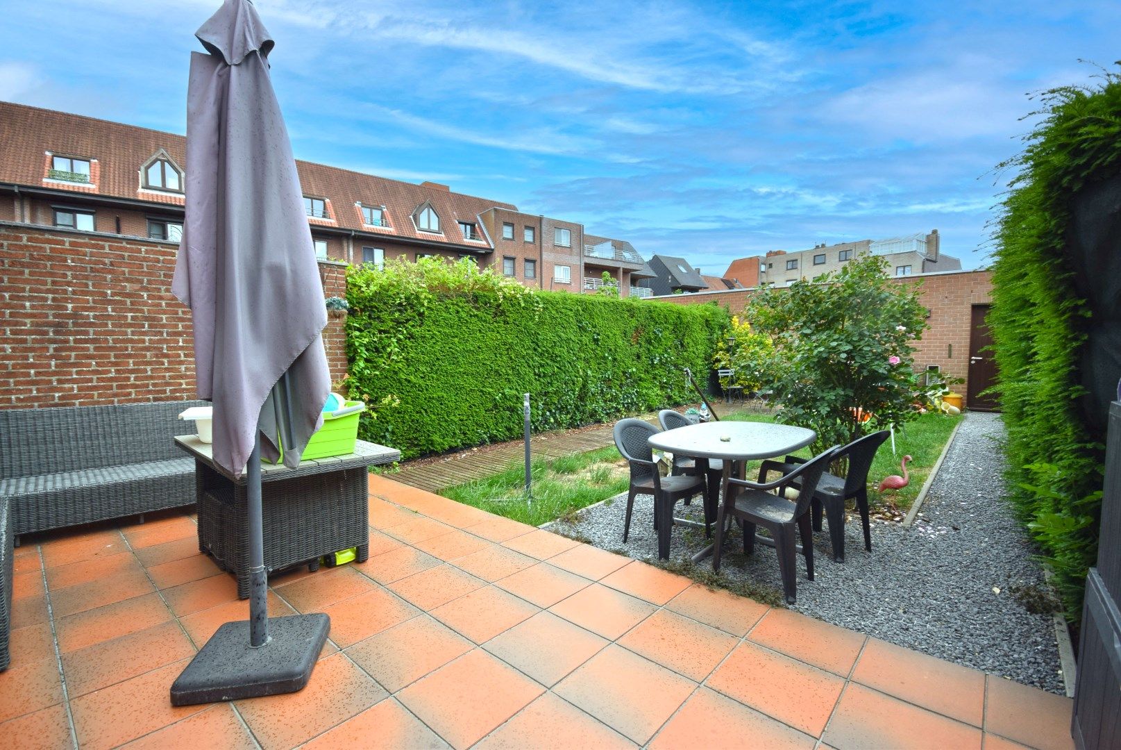 UNIEK GELEGEN WONING MET ZUID GERICHTE TUIN EN GARAGE foto 12