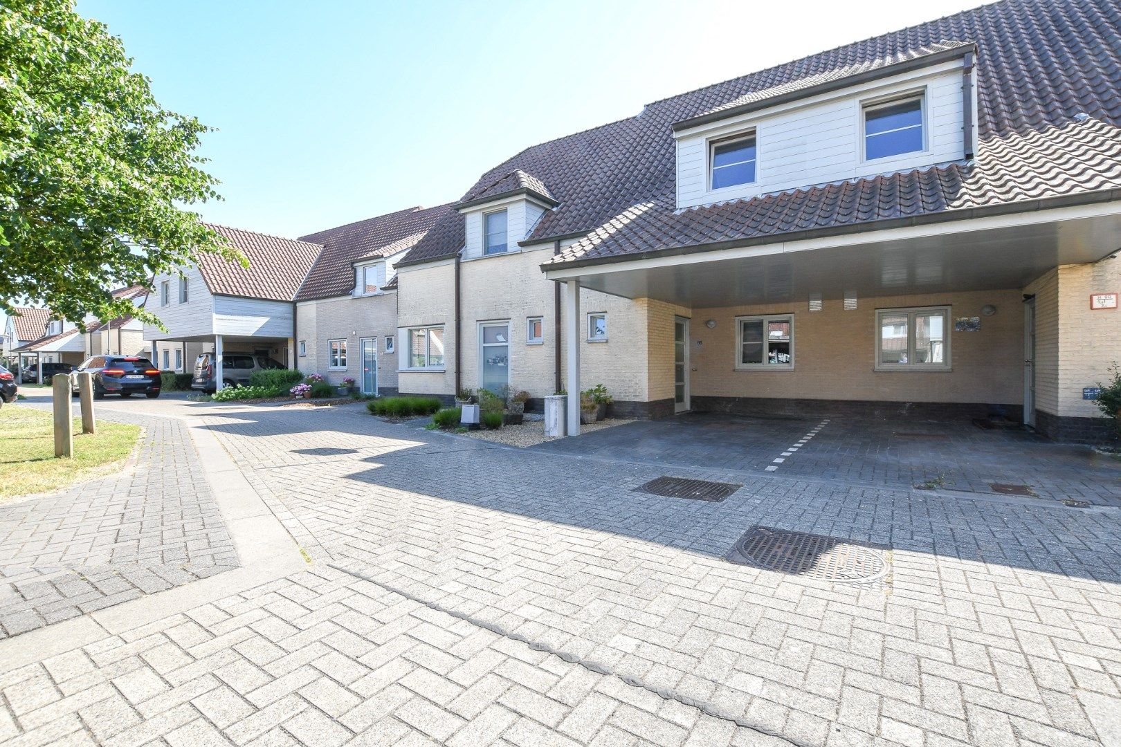 Instapklare gezinswoning met 4 slaapkamers en tuin in De Haan foto 26
