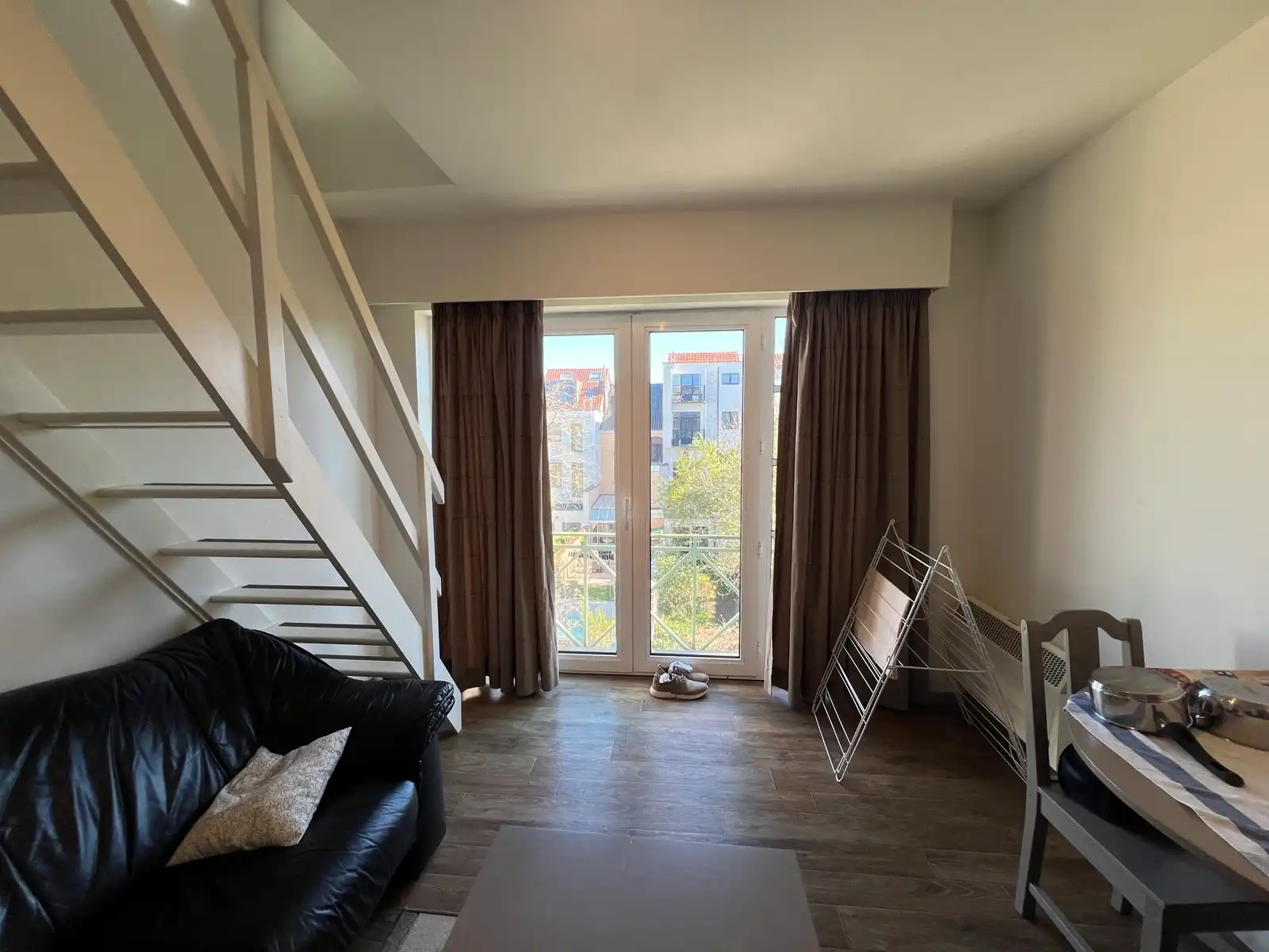  Ruime, gemeubelde duplex-studentenkamer te huur foto {{pictureIndex}}