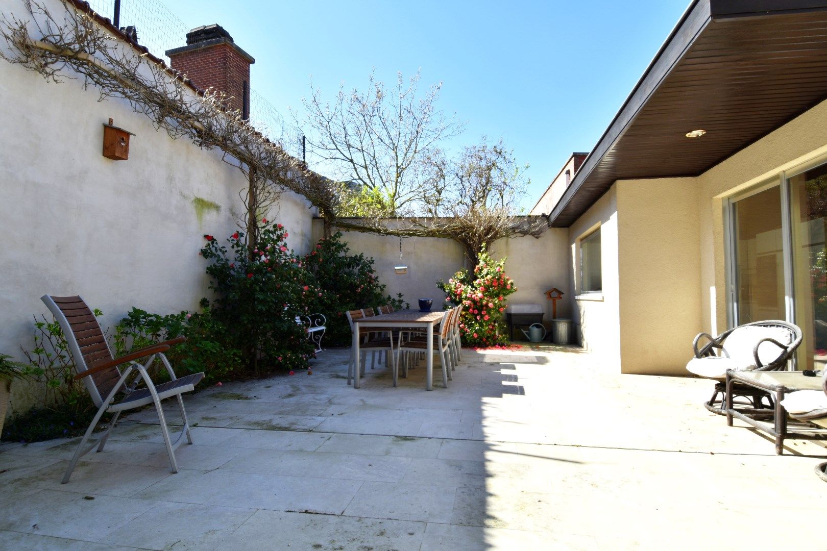 Charmante eigendom met 3 slaapkamers, 80 m² zolder, inpandige garage en zonneterras te koop in Gullegem-centrum foto 17