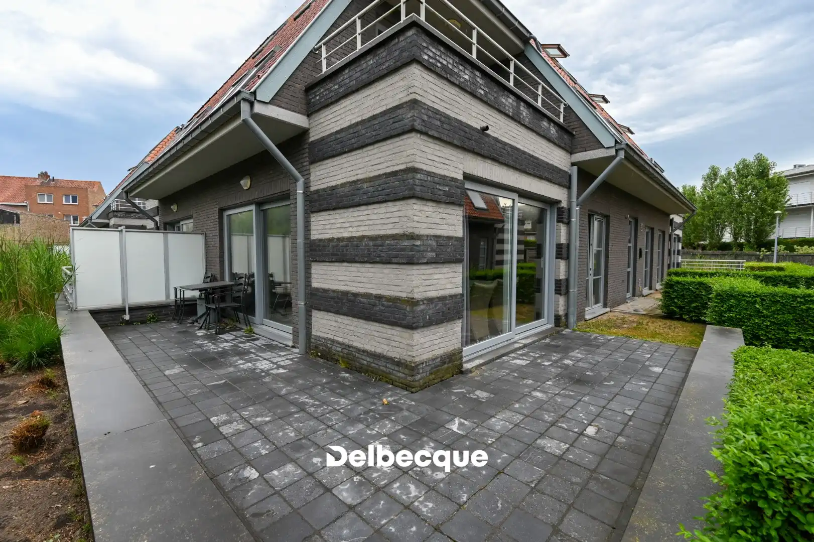 Instapklaar éénslaapkamerappartement vlak bij zee foto 9
