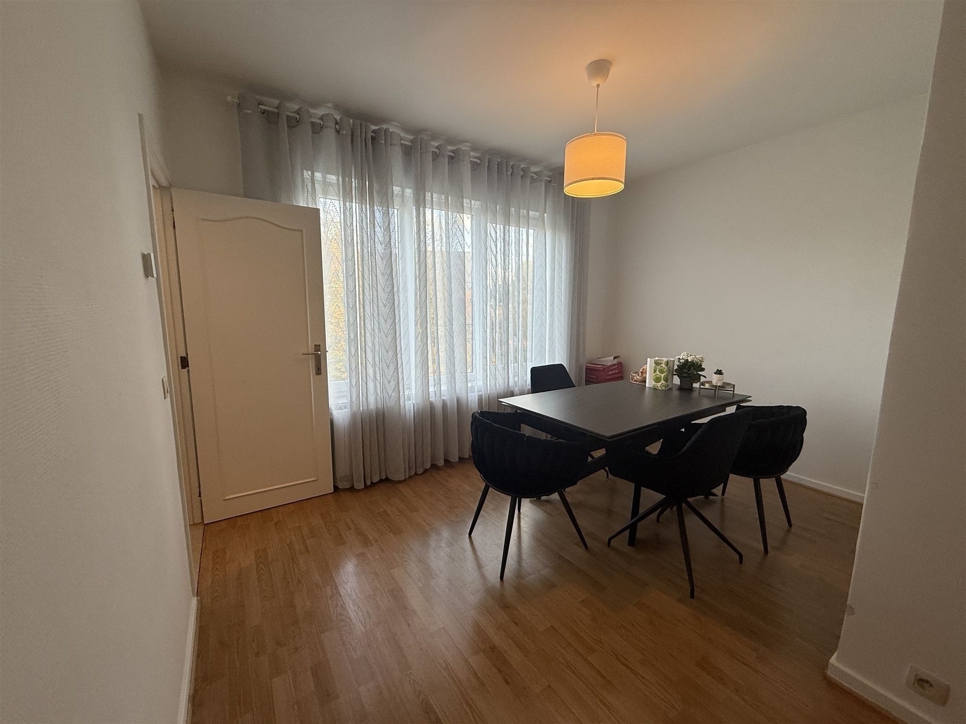 Opbrengsteigendom met twee appartementen, tuin en garage in Wemmel foto 24