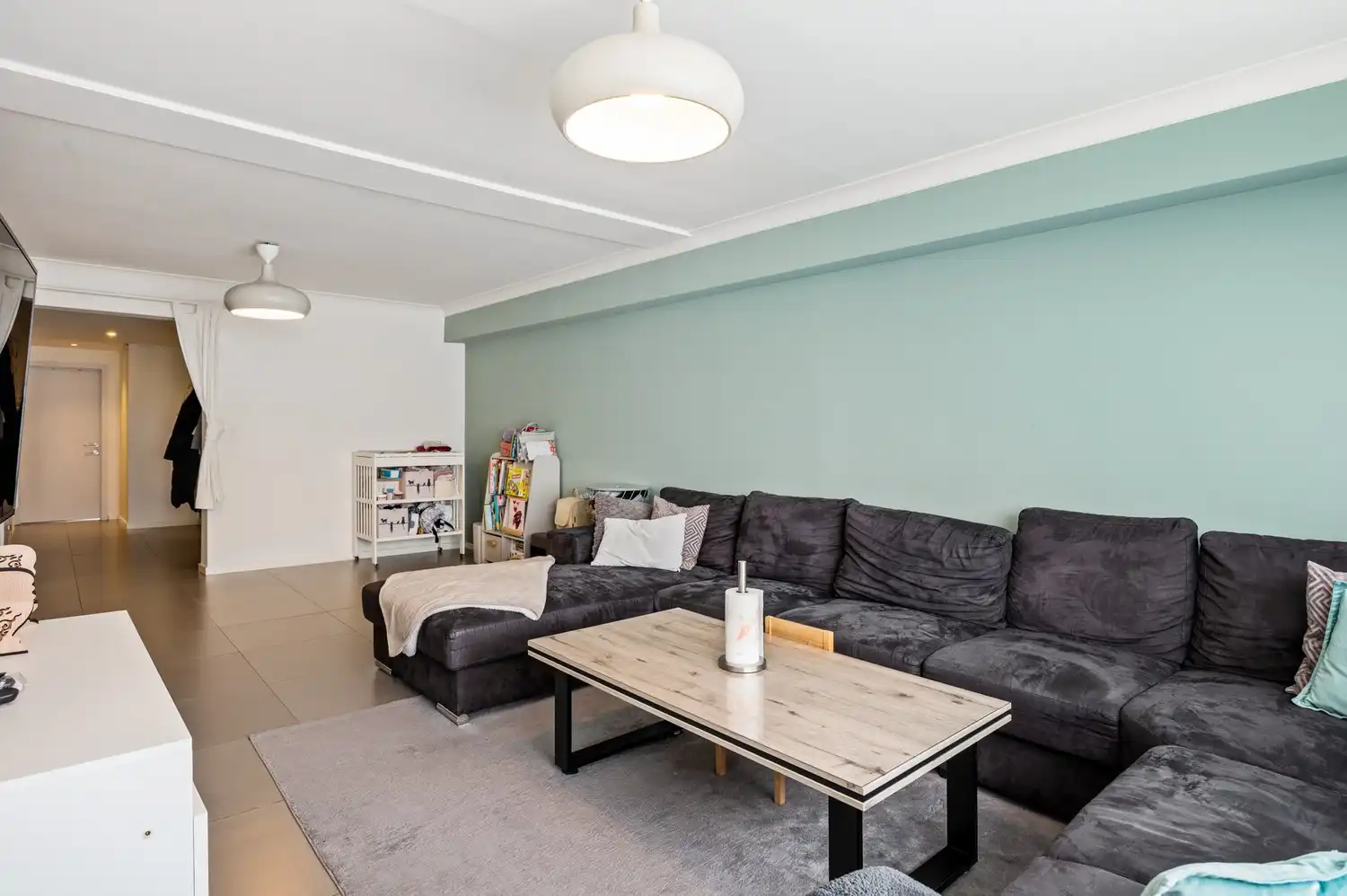 Gerenoveerd appartement met 2 slaapkamers te Deurne! foto 3