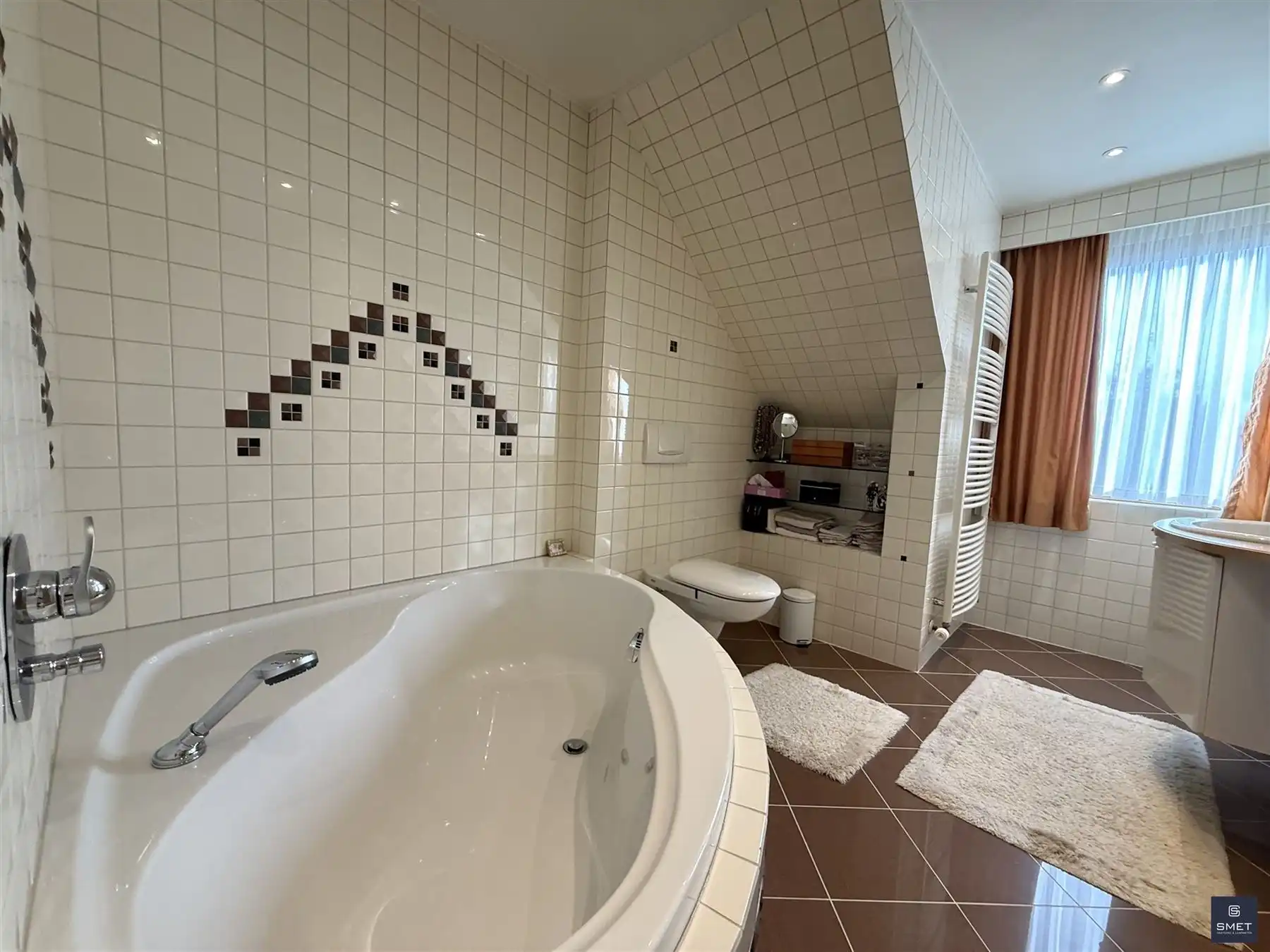 WOONST MET HANDELSRUIMTE OF KANTOOR -  TOPLOCATIE  foto 18