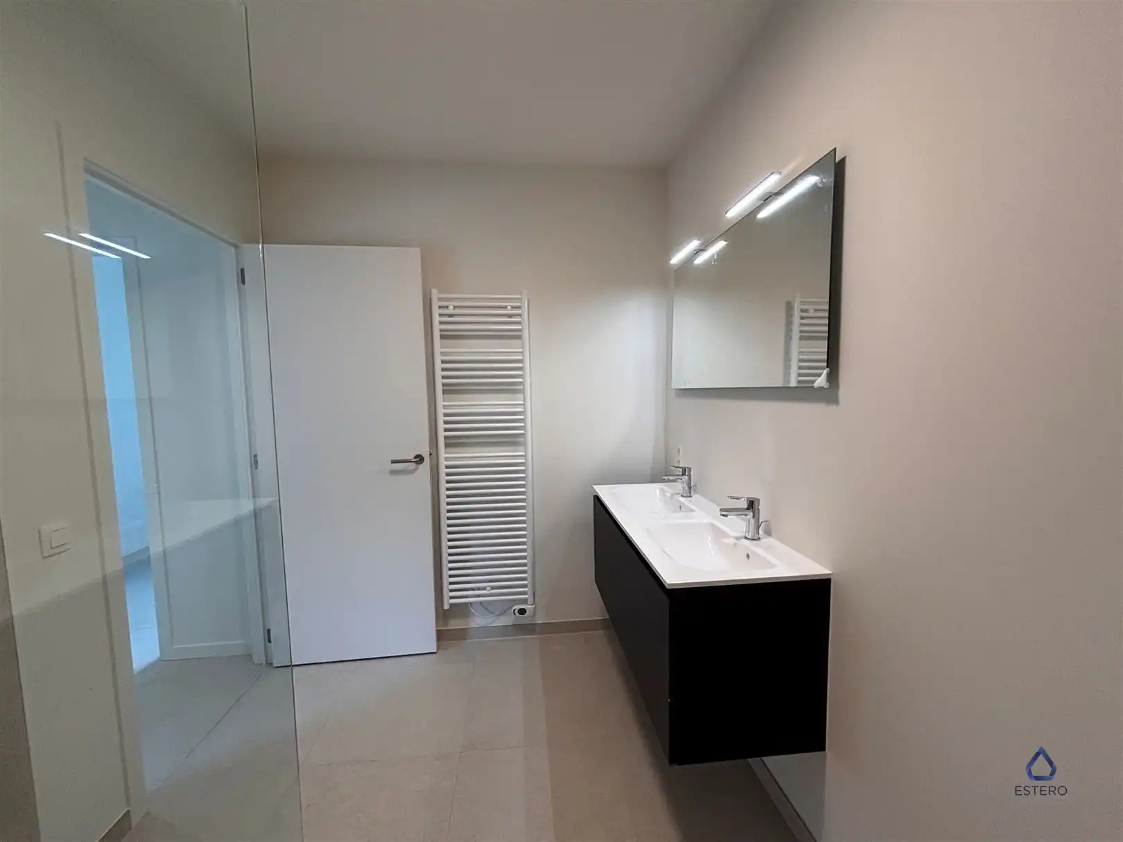 Prachtig nieuwbouwappartement met ruim terras foto 15