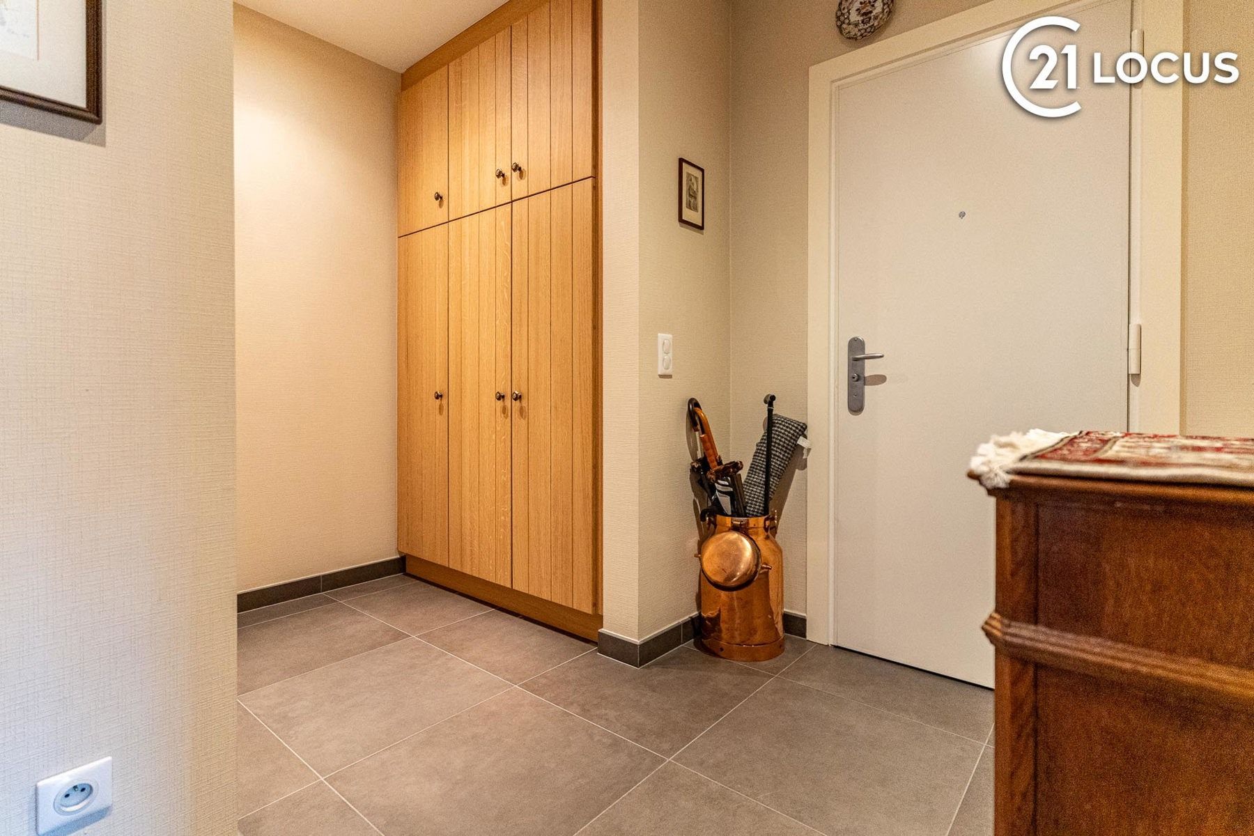 Penthouse Belsele – 192 m² Wooncomfort, 150 m² Zonnig Terras foto 5