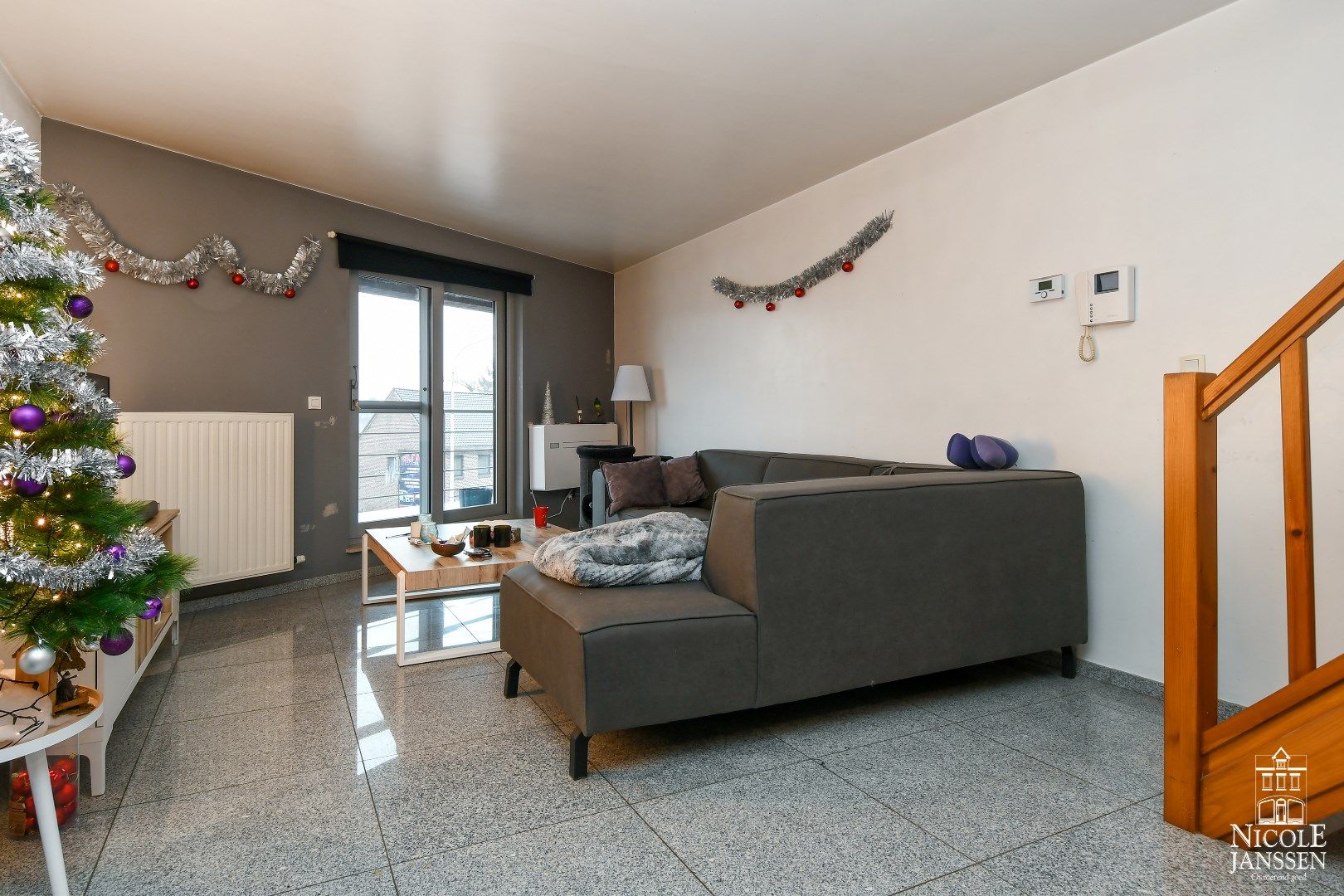 Instapklaar duplex-appartement van 76m² met terras, autostandplaats en kelder foto 5