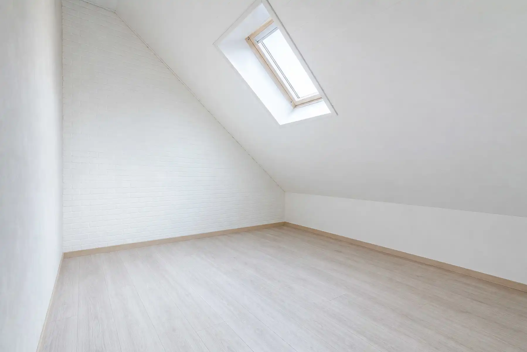 ruime woning met 4 slaapkamers op een fraai hoekperceel  foto 20