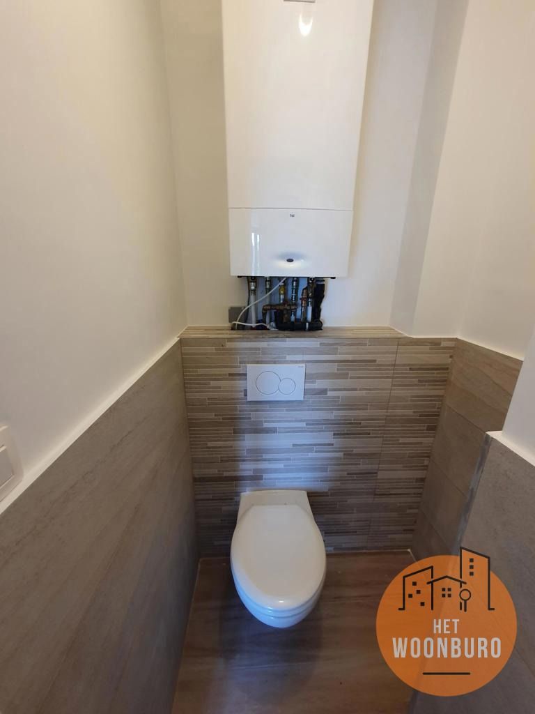 Appartement 4e Verd. achteraan met autostaanplaats foto 5