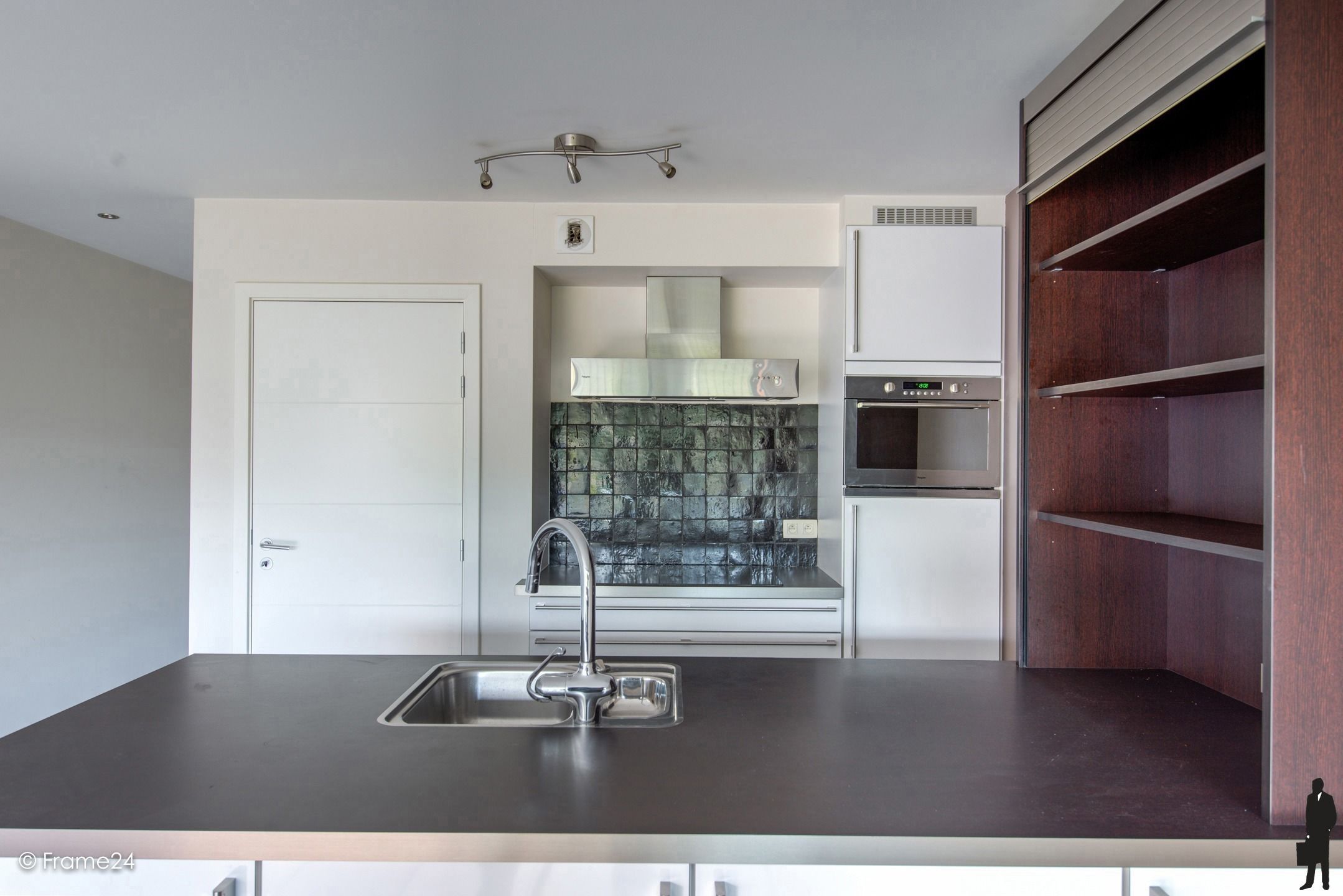 Prachtig appartement met zicht op het Bouckenborghpark foto 2