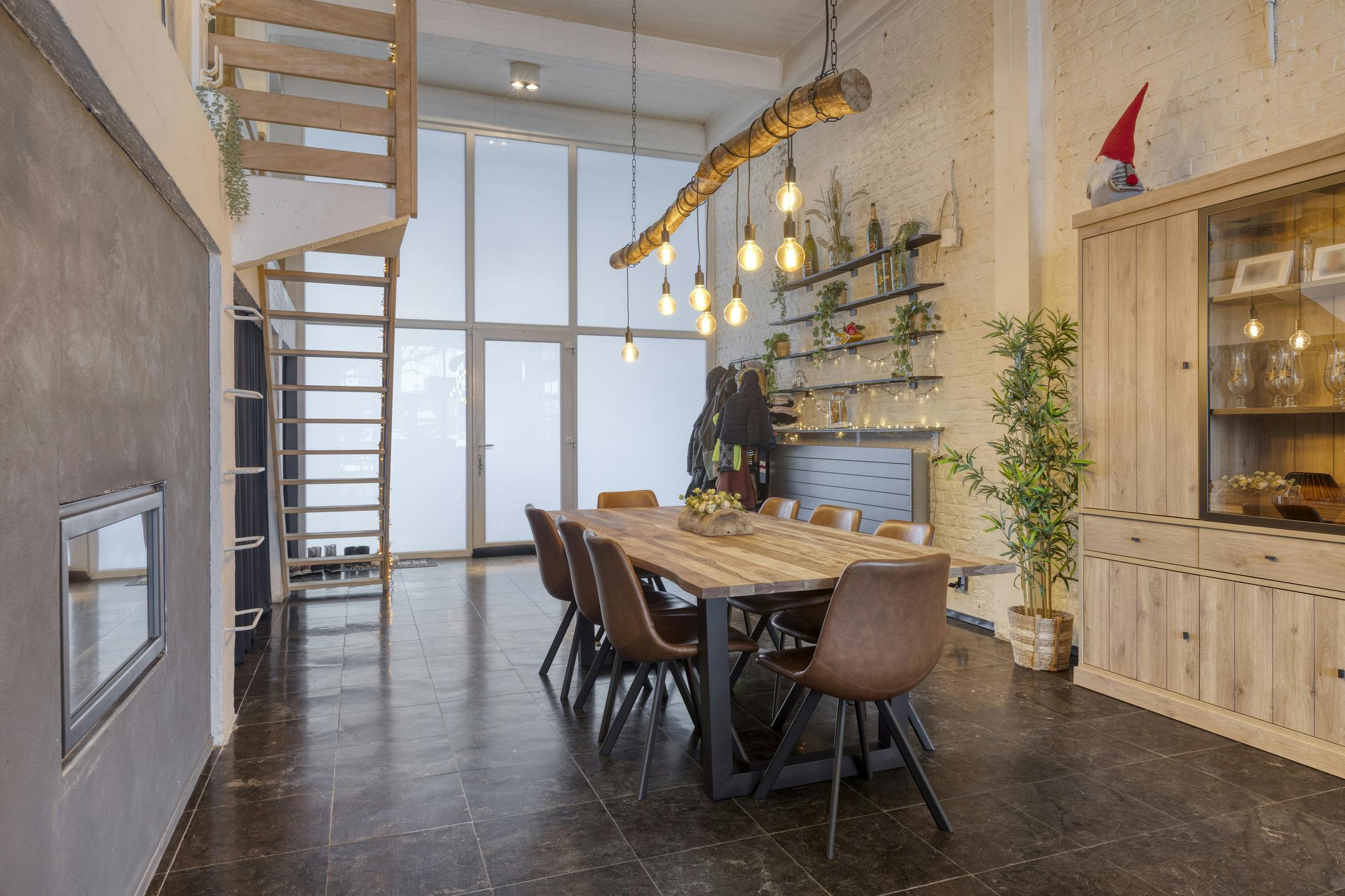 Unieke loft met 5 kamers te koop in centrum Desselgem foto 6