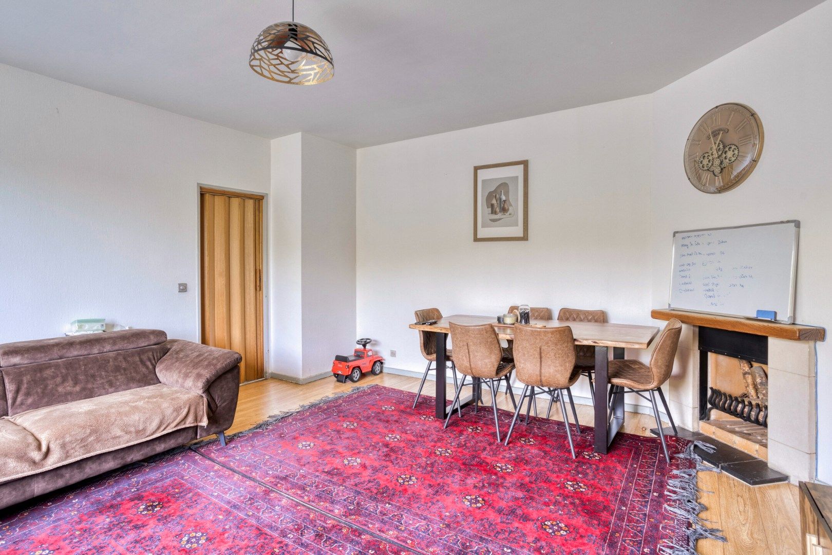 Comfortabel 2 slpk-appartement met autostnplts en berging foto 6