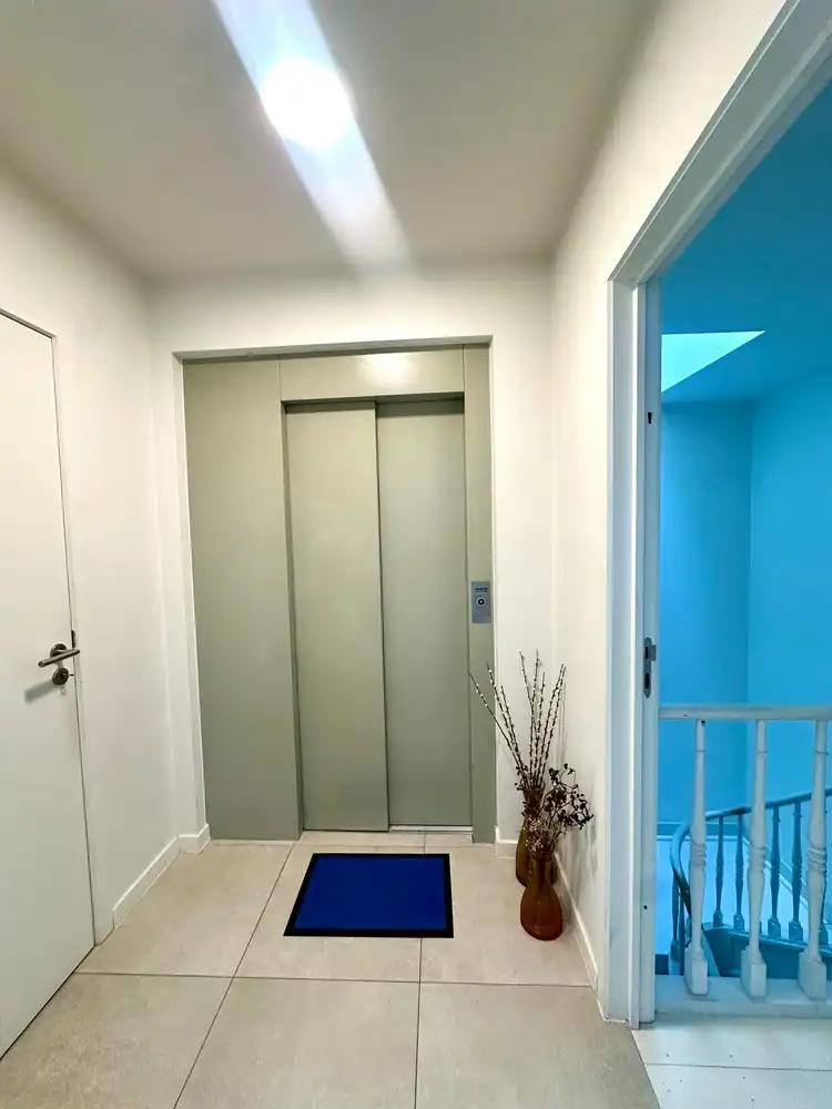 QUASI NIEUWBOUW 125 m2 MET 3 SLAAPKAMERS EN RUIM TERRAS OPEN ZICHT foto 21