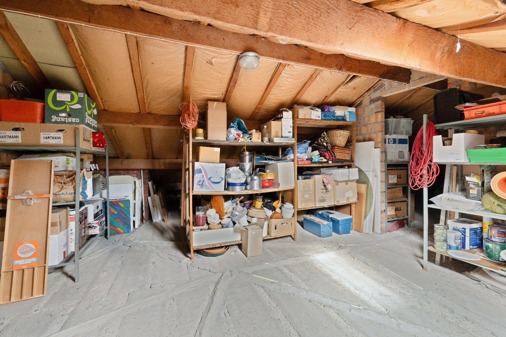 Ruime bungalow foto 16