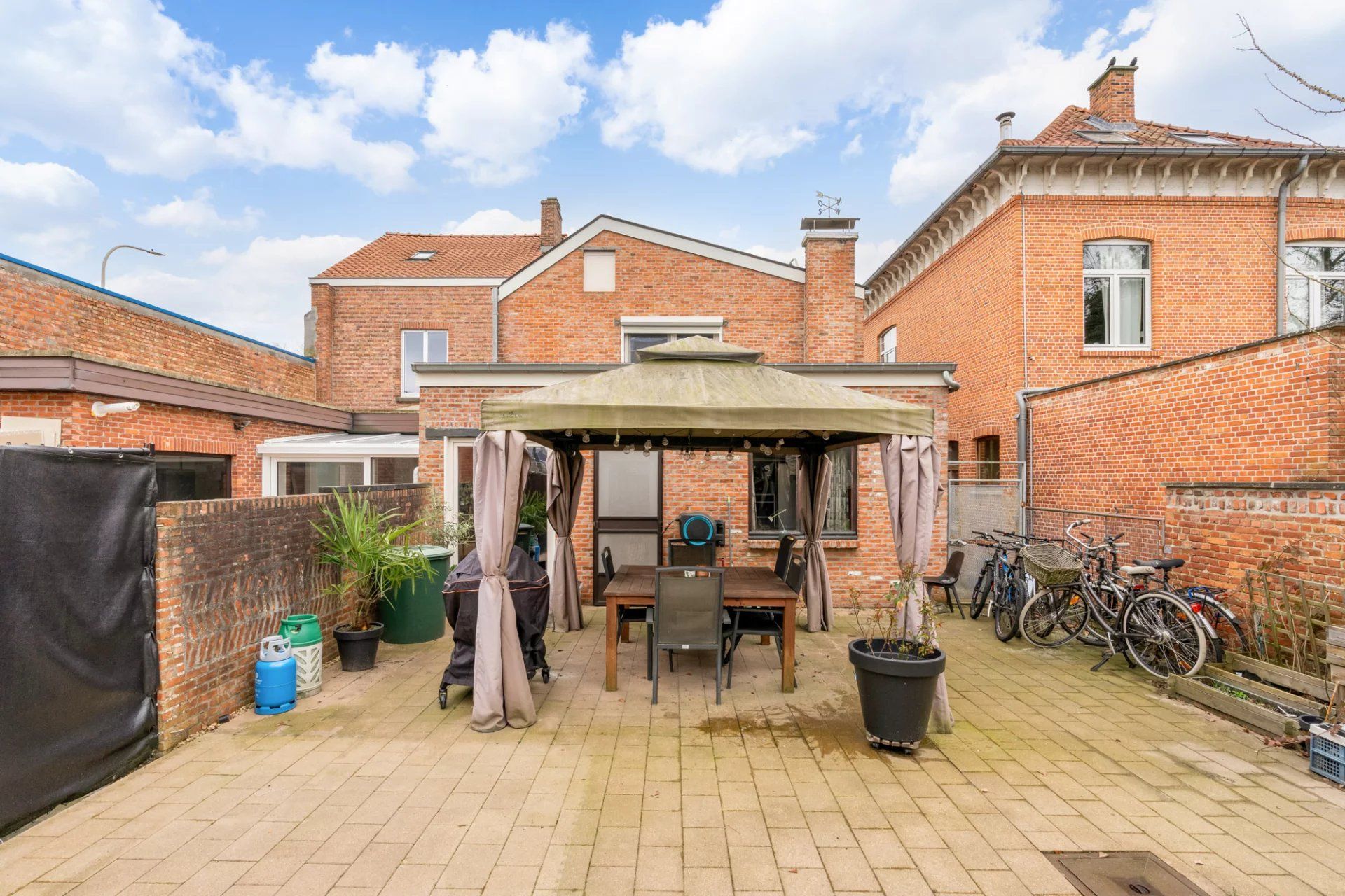 Gerenoveerde woning te Diest foto 14