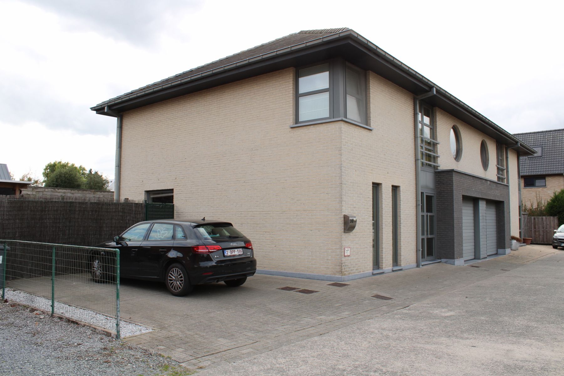 Rustig gelegen woning vlakbij centrum foto 2