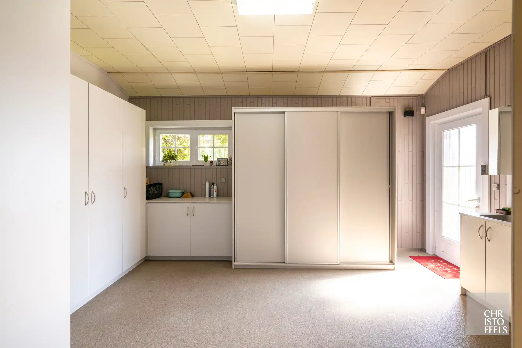 Riante vrijstaande woning mét vrij zicht op een perceel van 3679m²! foto 22