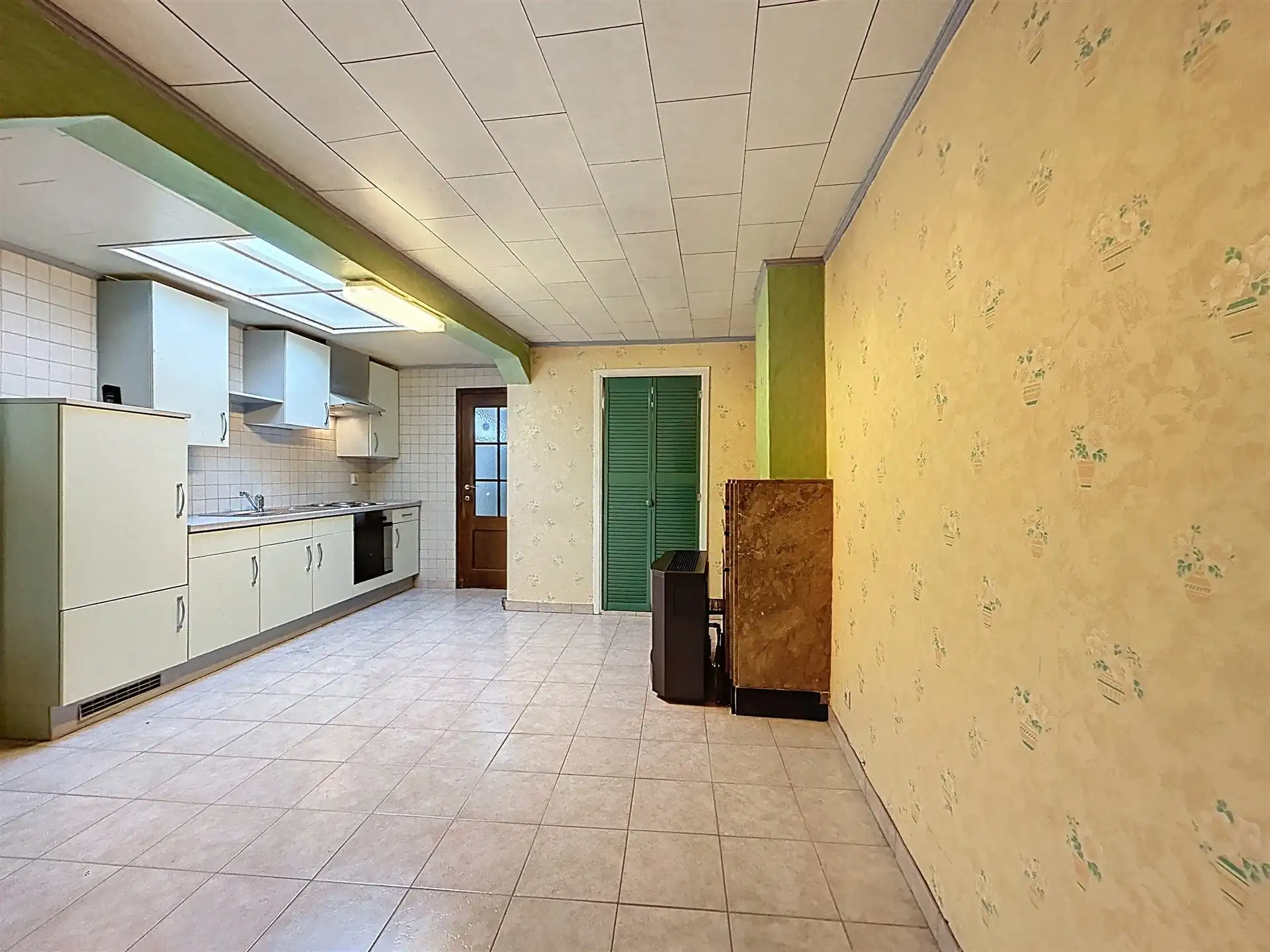  gezinswoning met 3 slaapkamers en garage op terein van 226m² foto 8