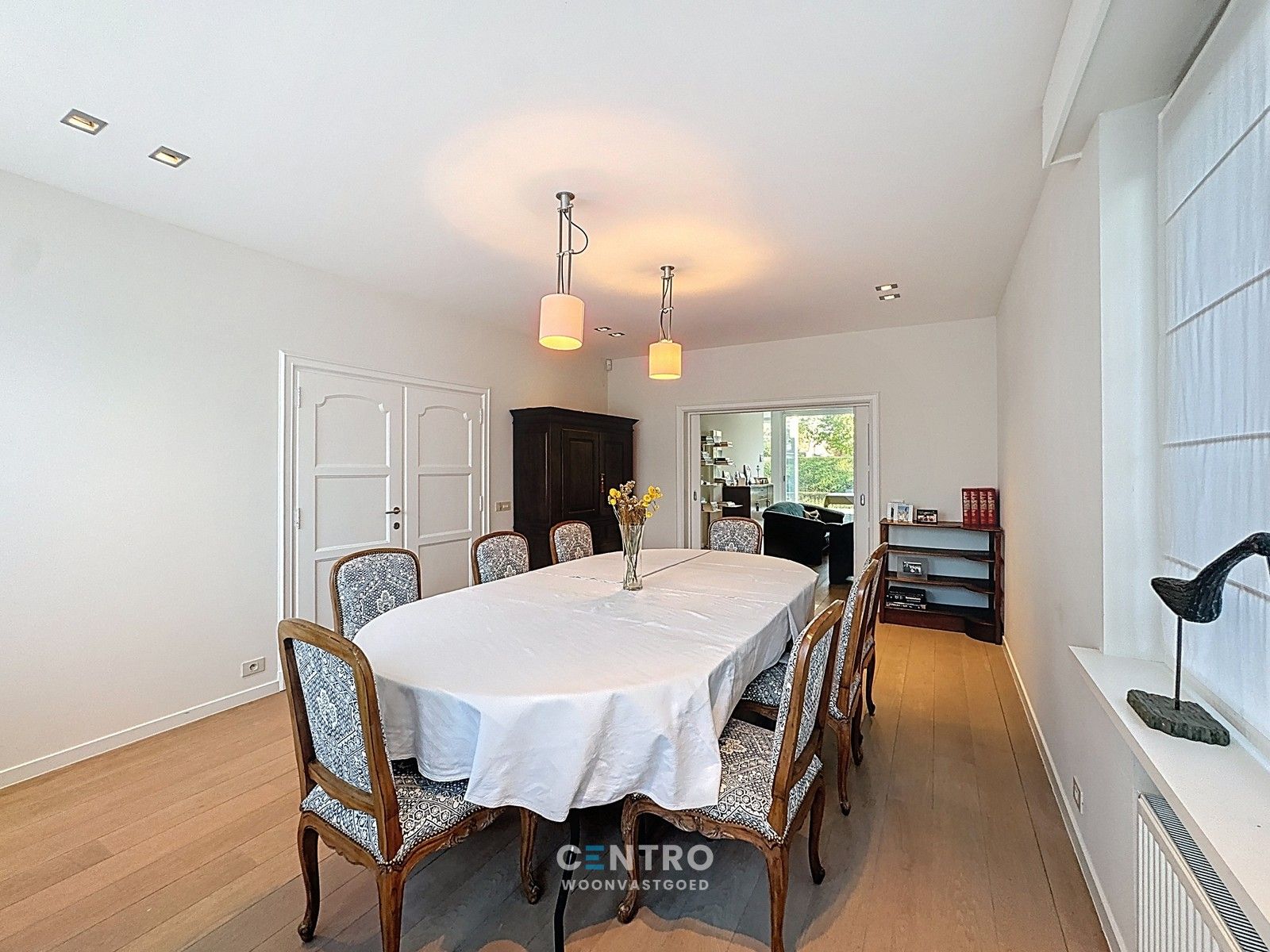 Karaktervolle villa met 5 slpks, praktijkruime en ZUIDgerichte tuin in 't Motje! foto 7