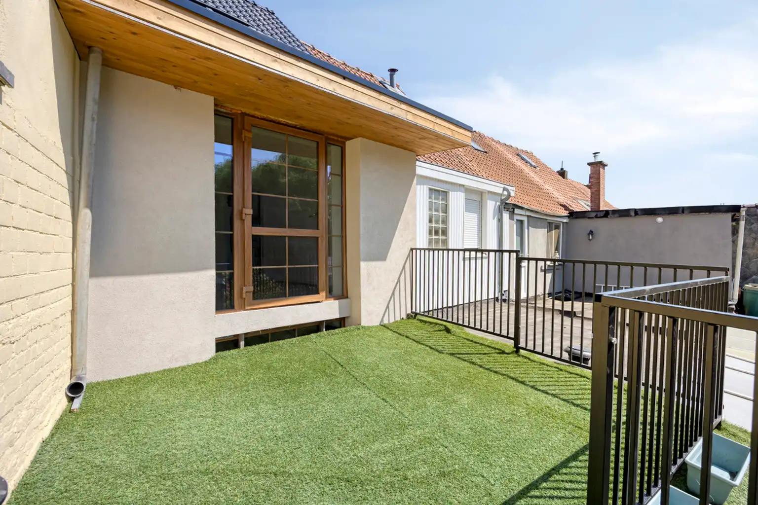 Volledig gerenoveerde 2-gevelwoning foto 19