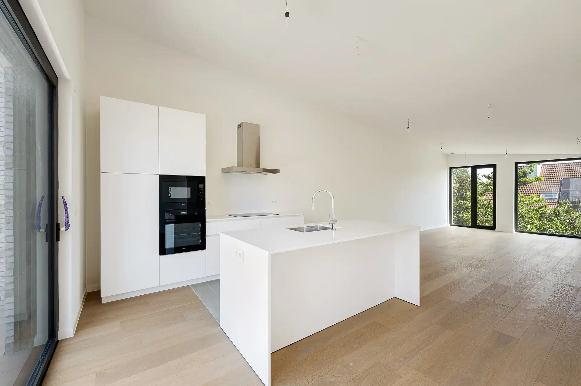 Architecturale BEN-woning met uitzonderlijke leefruimte en zonovergoten terrassen foto 21