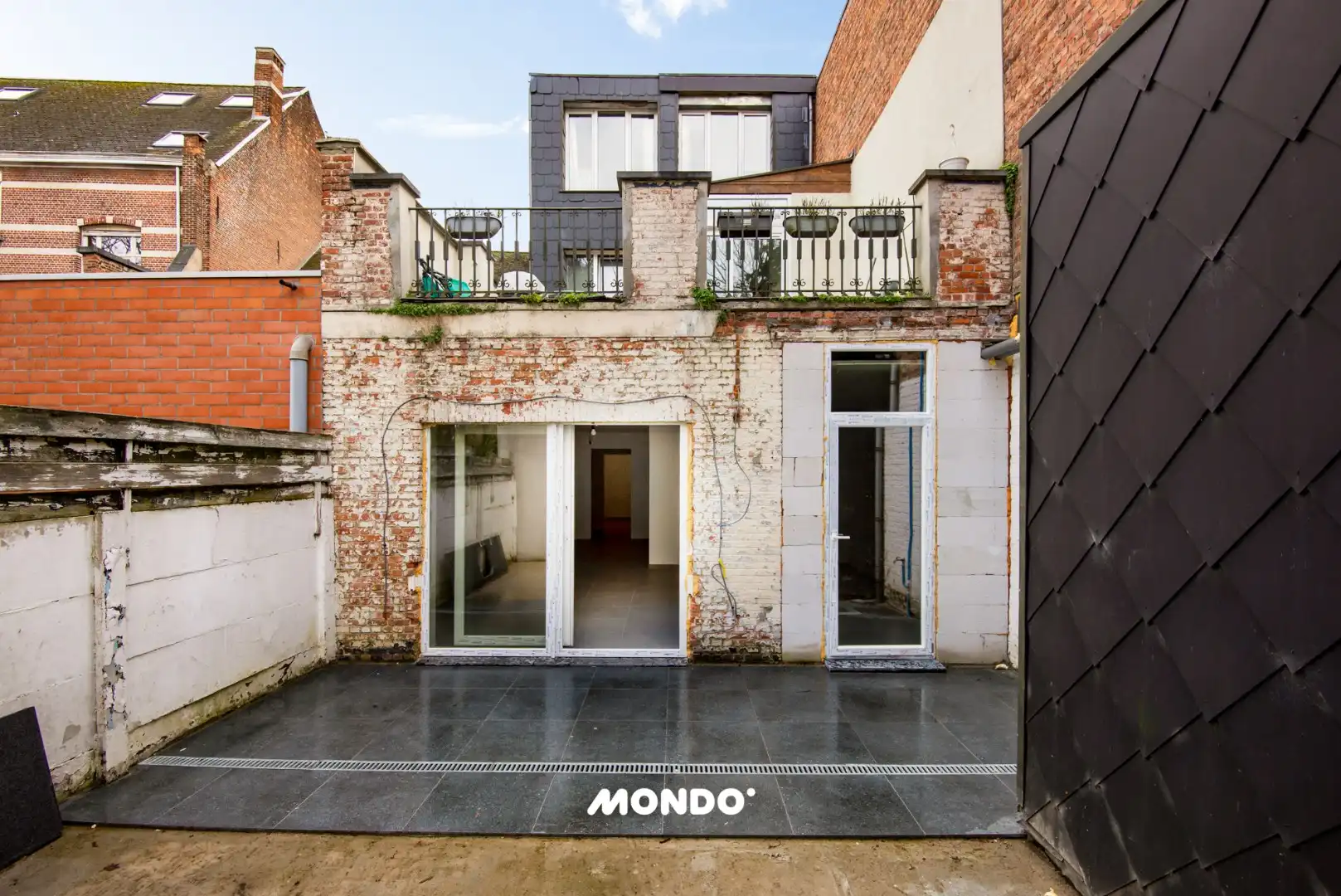 Commercieel gelegen opbrengsteigendom met handelsgelijkvloers, appartement en studio in het centrum van Willebroek! foto 15