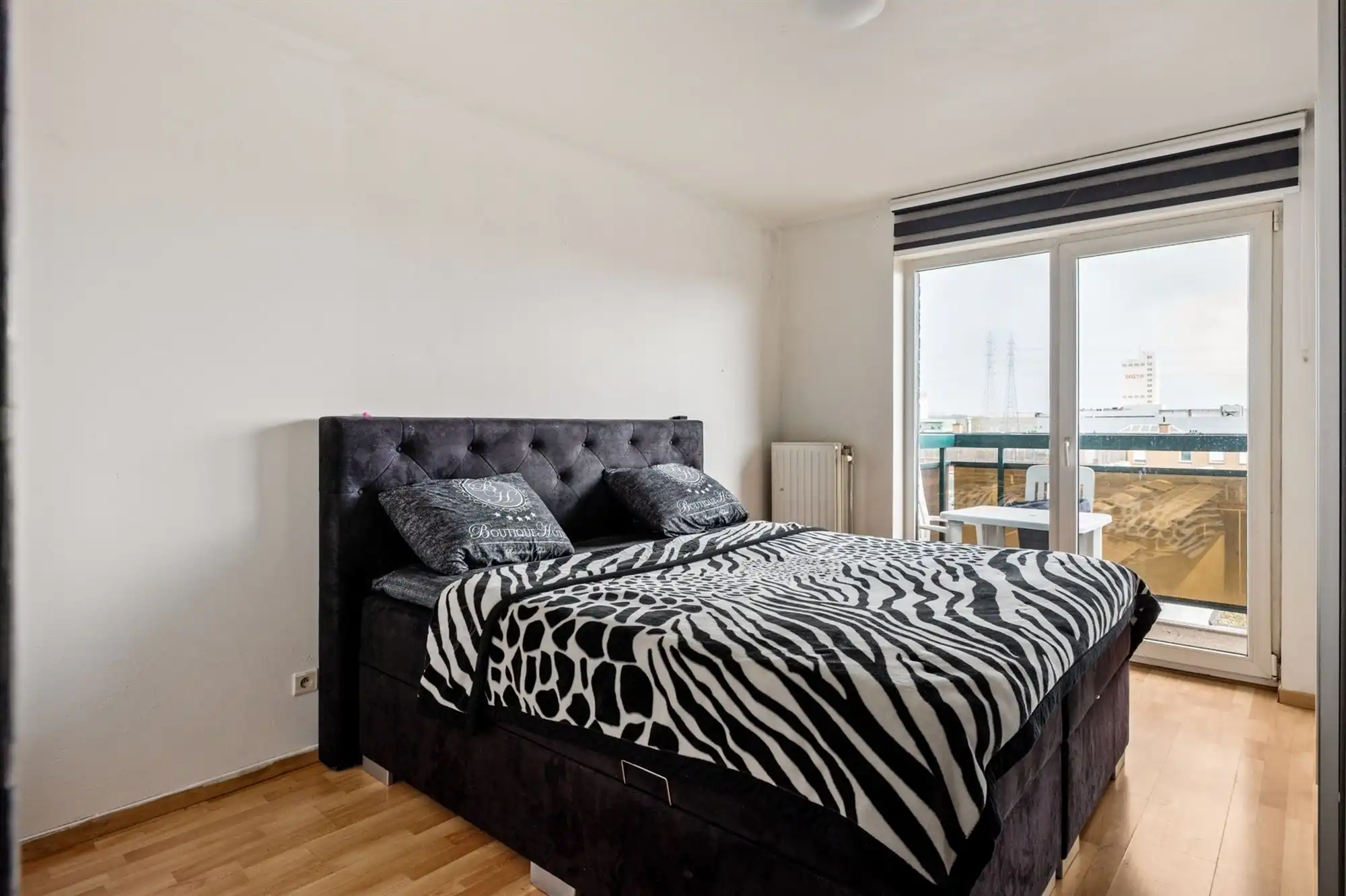 ruim 2-slaapkamerappartement met terras in Deurne foto 5