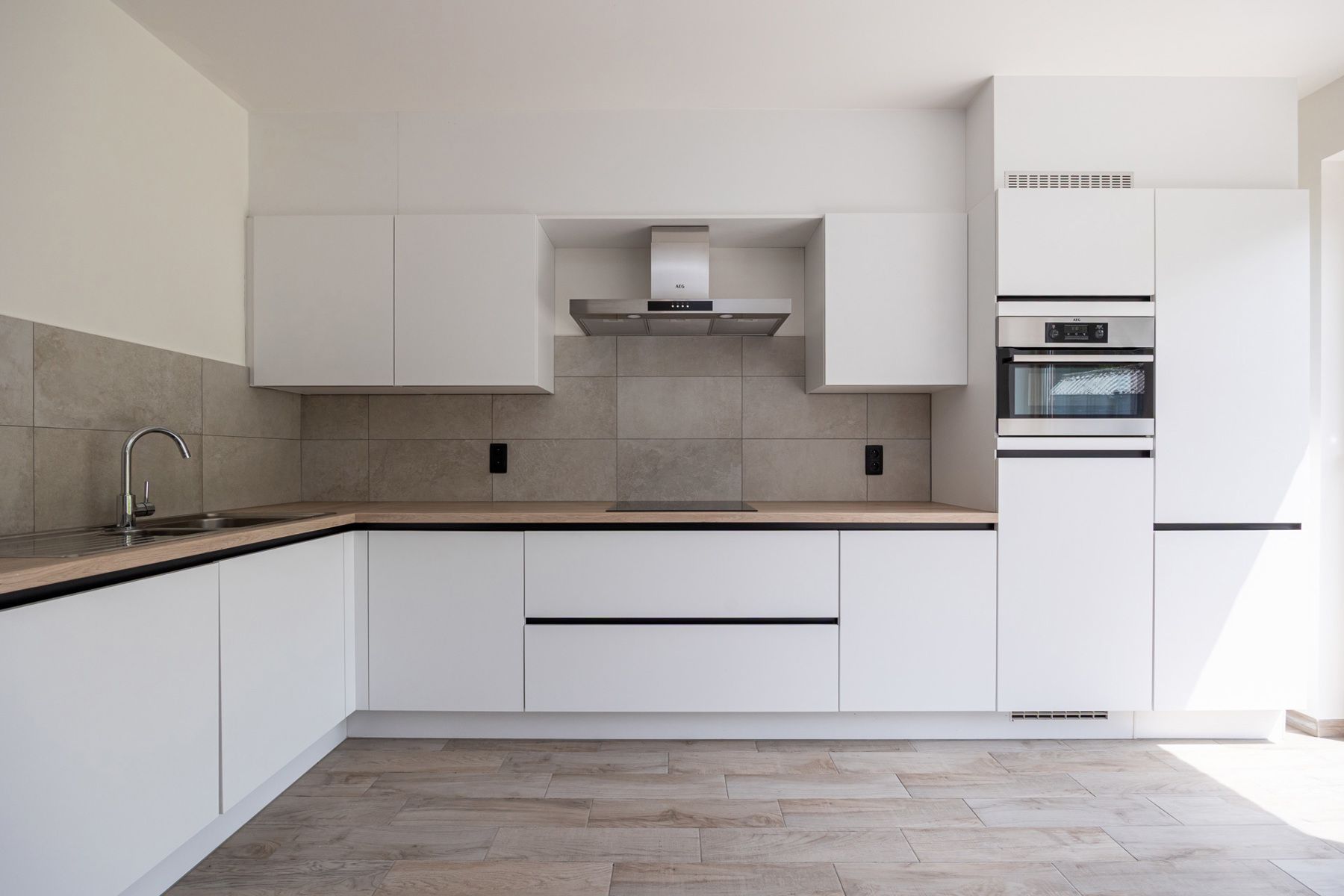 Ruime energiezuinige woning met 4 slaapkamers en zuid georiënteerde tuin.  foto 7