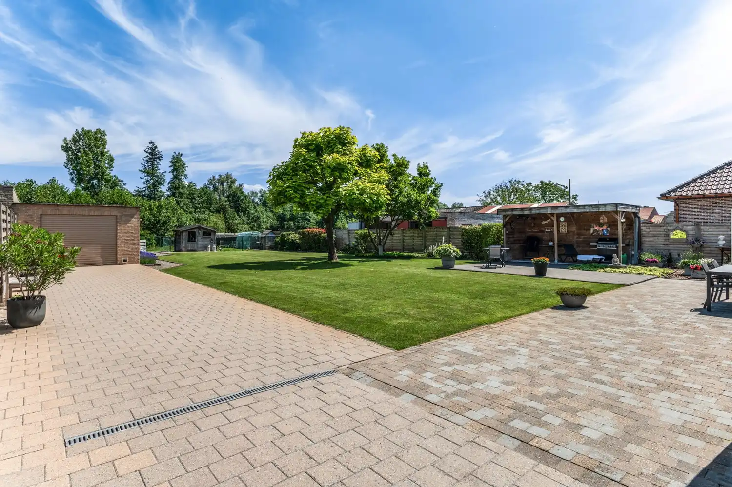 INSTAPKLARE EN ENERGIEZUINIGE WONING OP PERCEEL VAN 1.383 m²! foto 3
