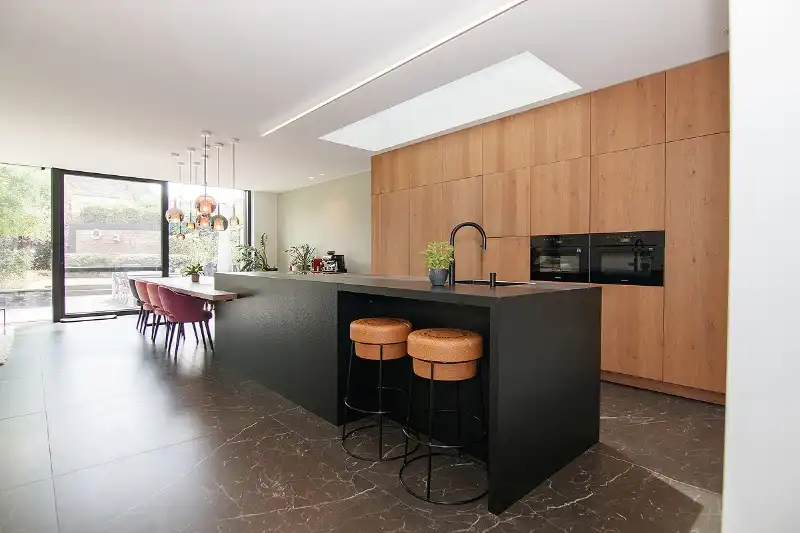High-end, totaal gerenoveerde, ruime en energiezuinige woning met doordachte indeling op een TOP-locatie in Hasselt foto 9