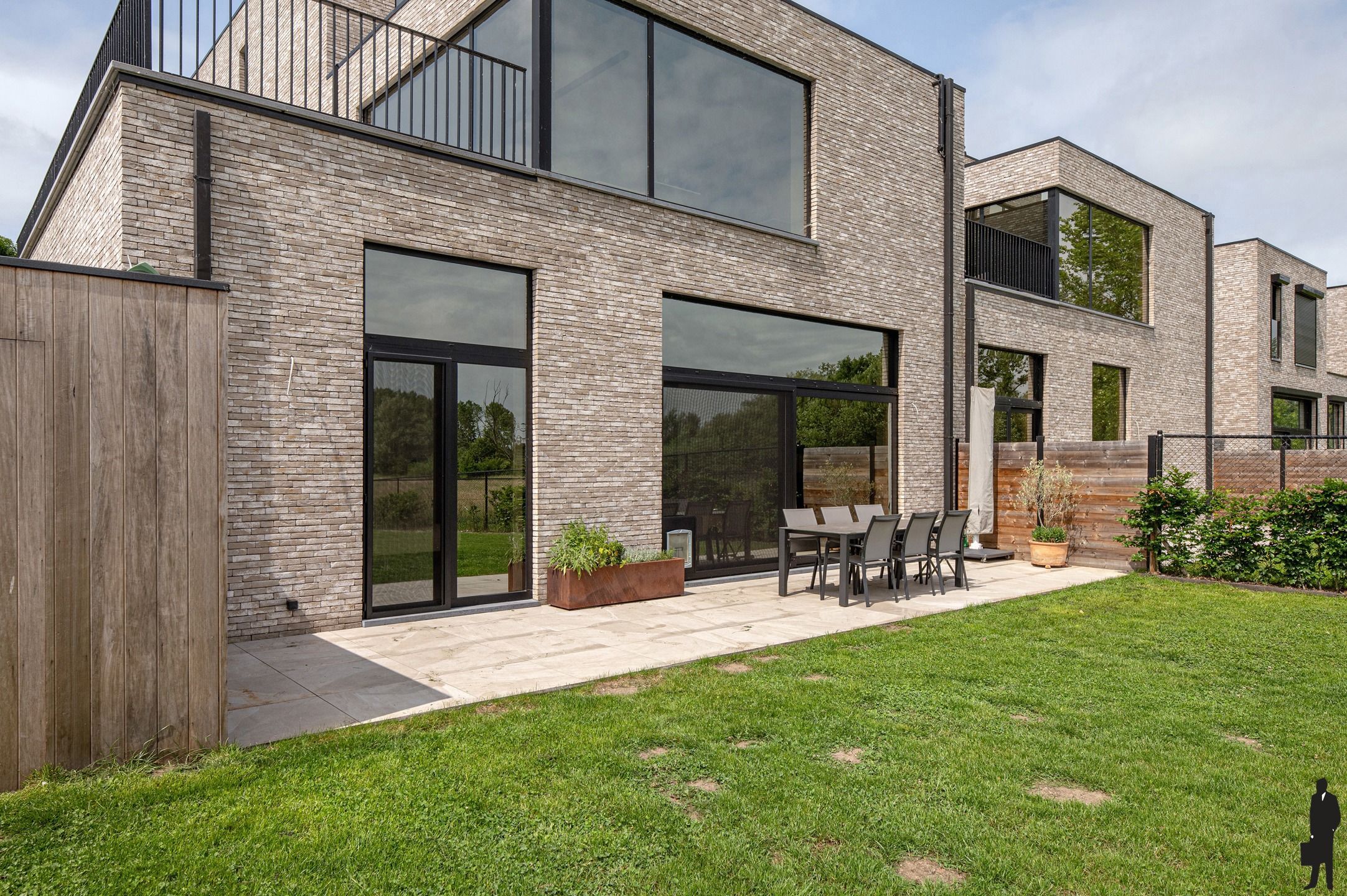 Exclusief BEN-gelijkvloers appartement (150 m²) met 3 slk’s, riante tuin (300 m²), kelder (60 m²) en prachtig uitzicht op natuurgebied. foto 13