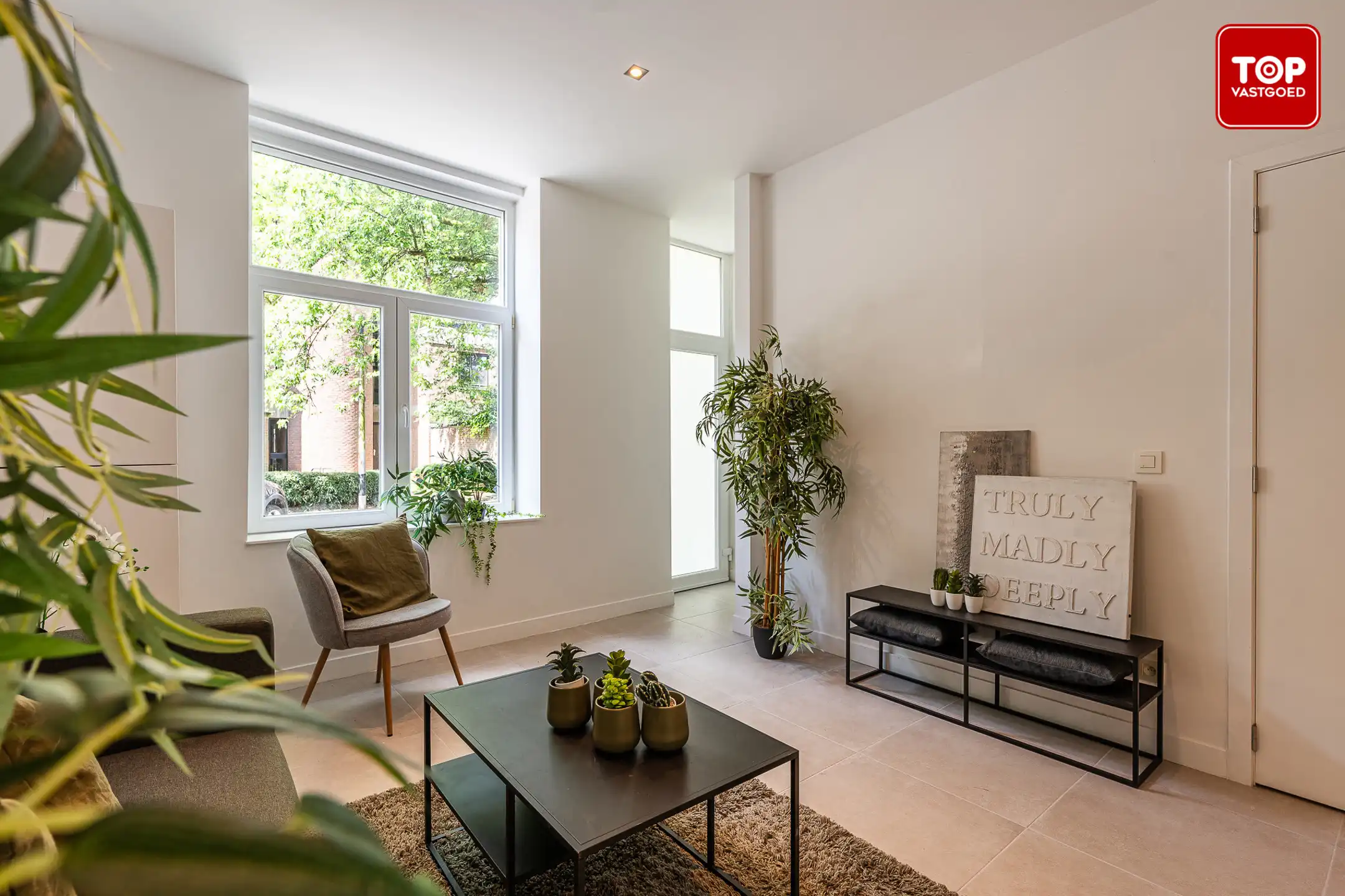 Totaal gerenoveerde woning met EPC B. foto 3