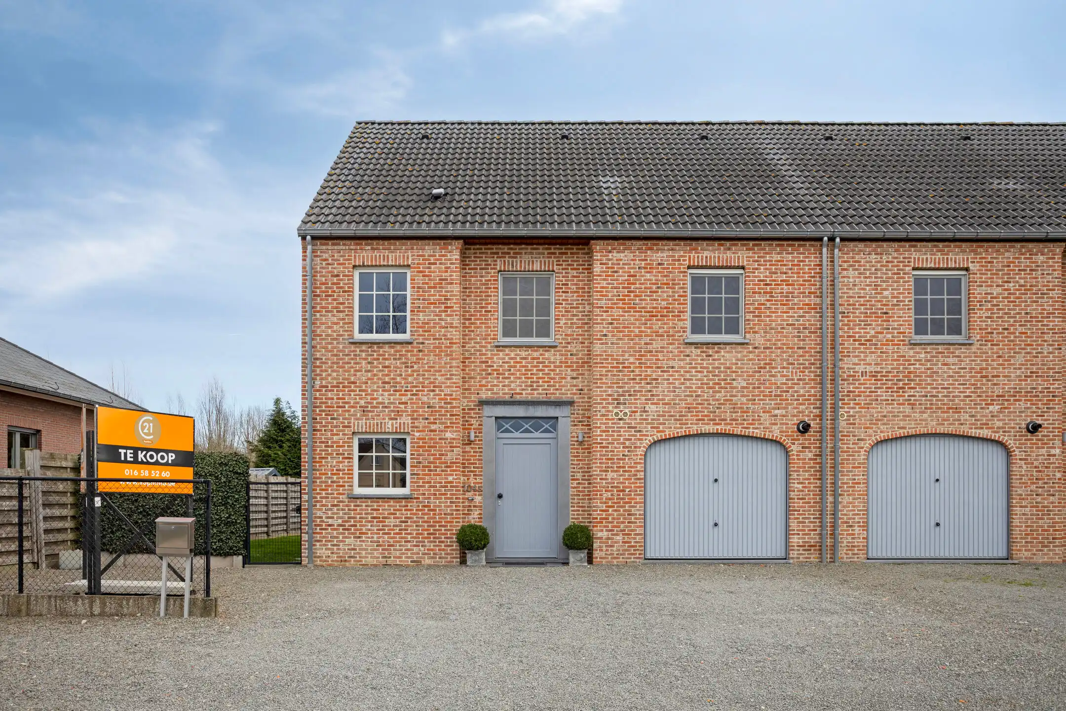 Ruime woning met een rustige ligging te Wezemaal foto {{pictureIndex}}