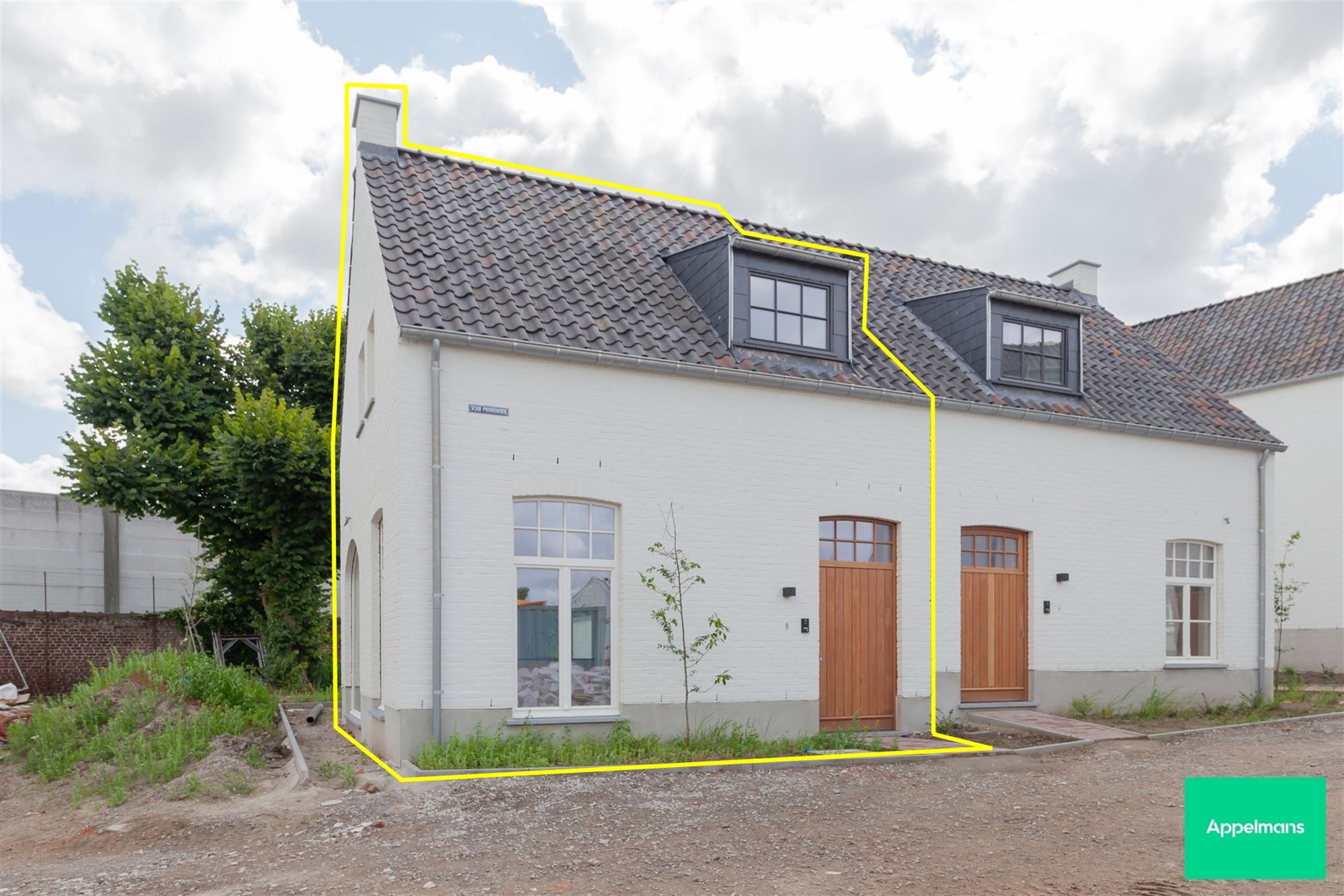 Nieuwbouw woning met 2 slaapkamers foto {{pictureIndex}}