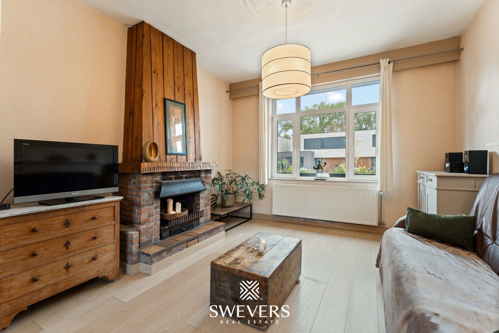 Instapklare woning met karakter en grote zolderruimte foto 2