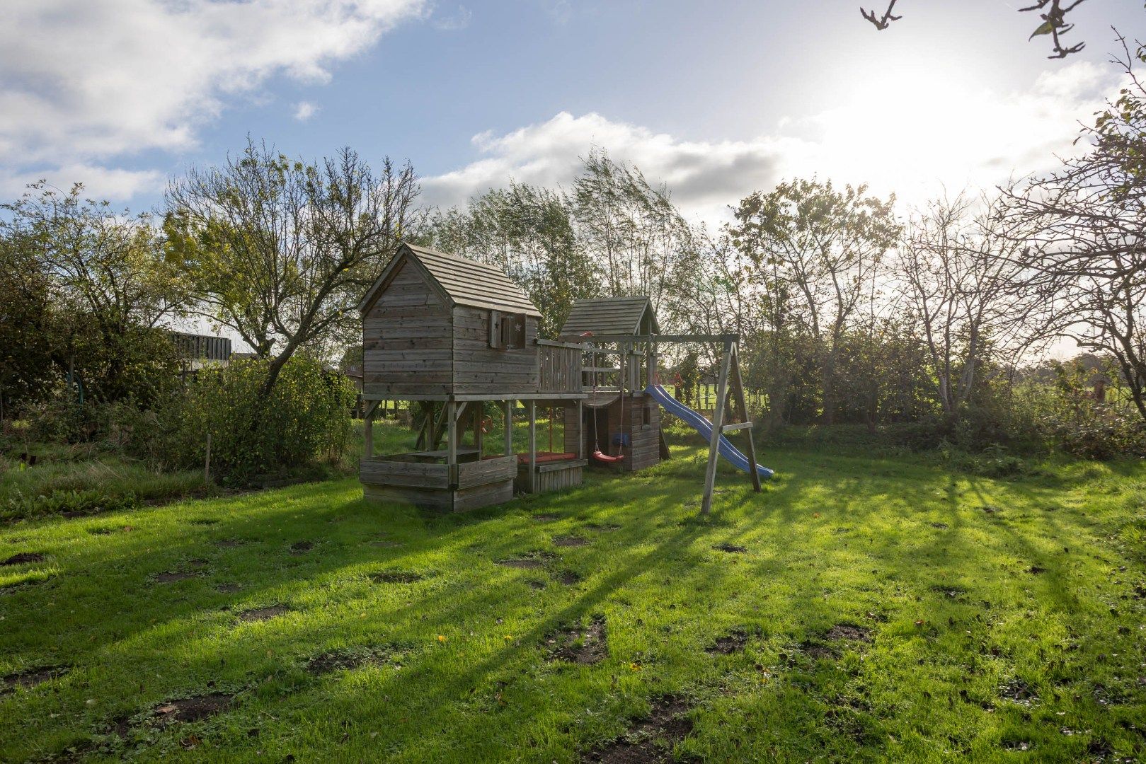 Vrijstaande woning met prachtige groene ligging te koop! foto 26
