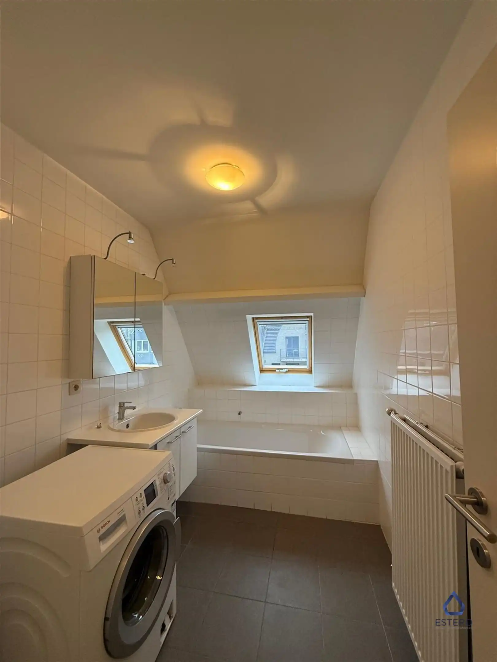 Ruim 1 slaapkamerappartement nabij centrum Aalst foto 6