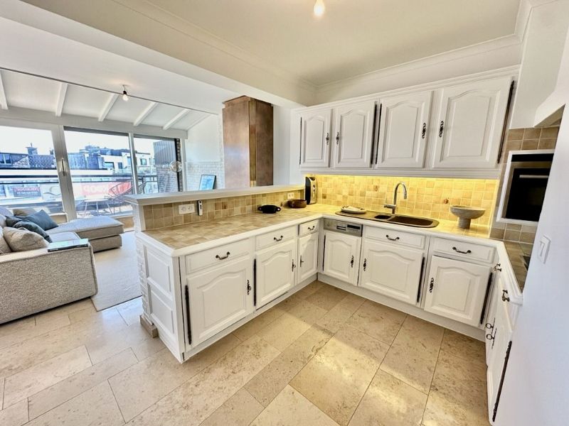 Schitterend gelegen 1 slpk penthouse met royaal dakterras foto 5