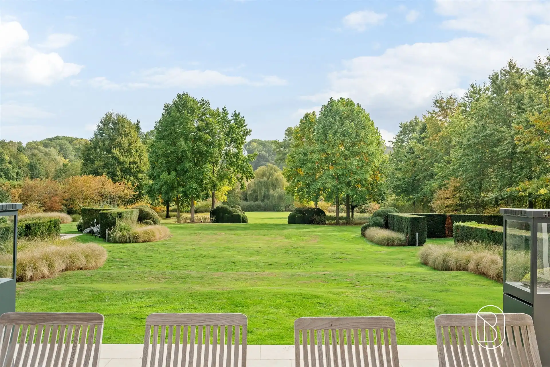 Klassevilla op méér dan 1 hectare, met prachtig zicht!  foto 3