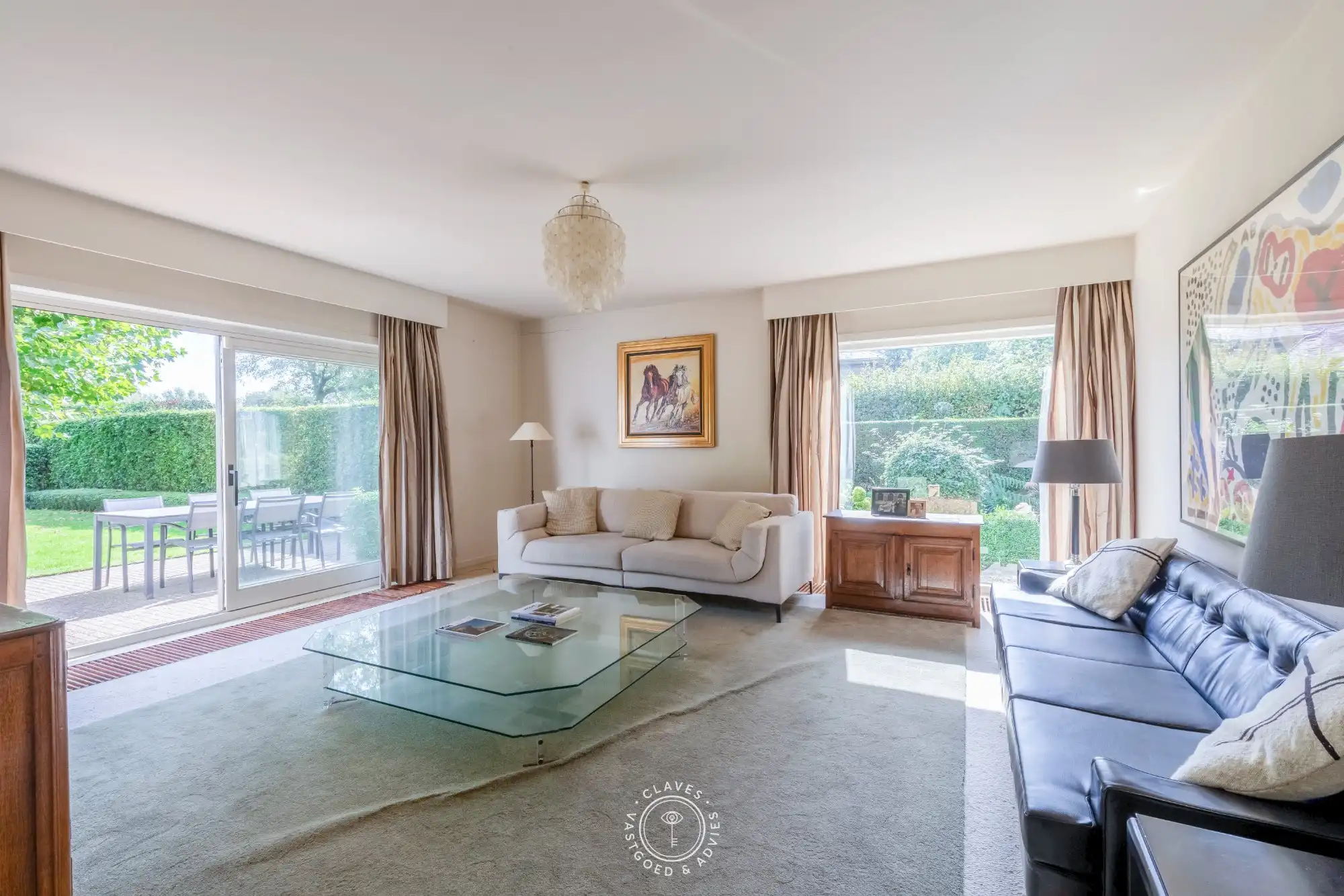 Residentiële villa op een uitzonderlijk groen perceel van meer dan 2.000 m² in de gegeerde Eikenlaan te Belsele foto 8
