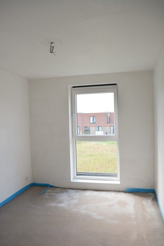 Instapklare nieuwbouwwoning met zonnige tuin te Roeselare foto 7