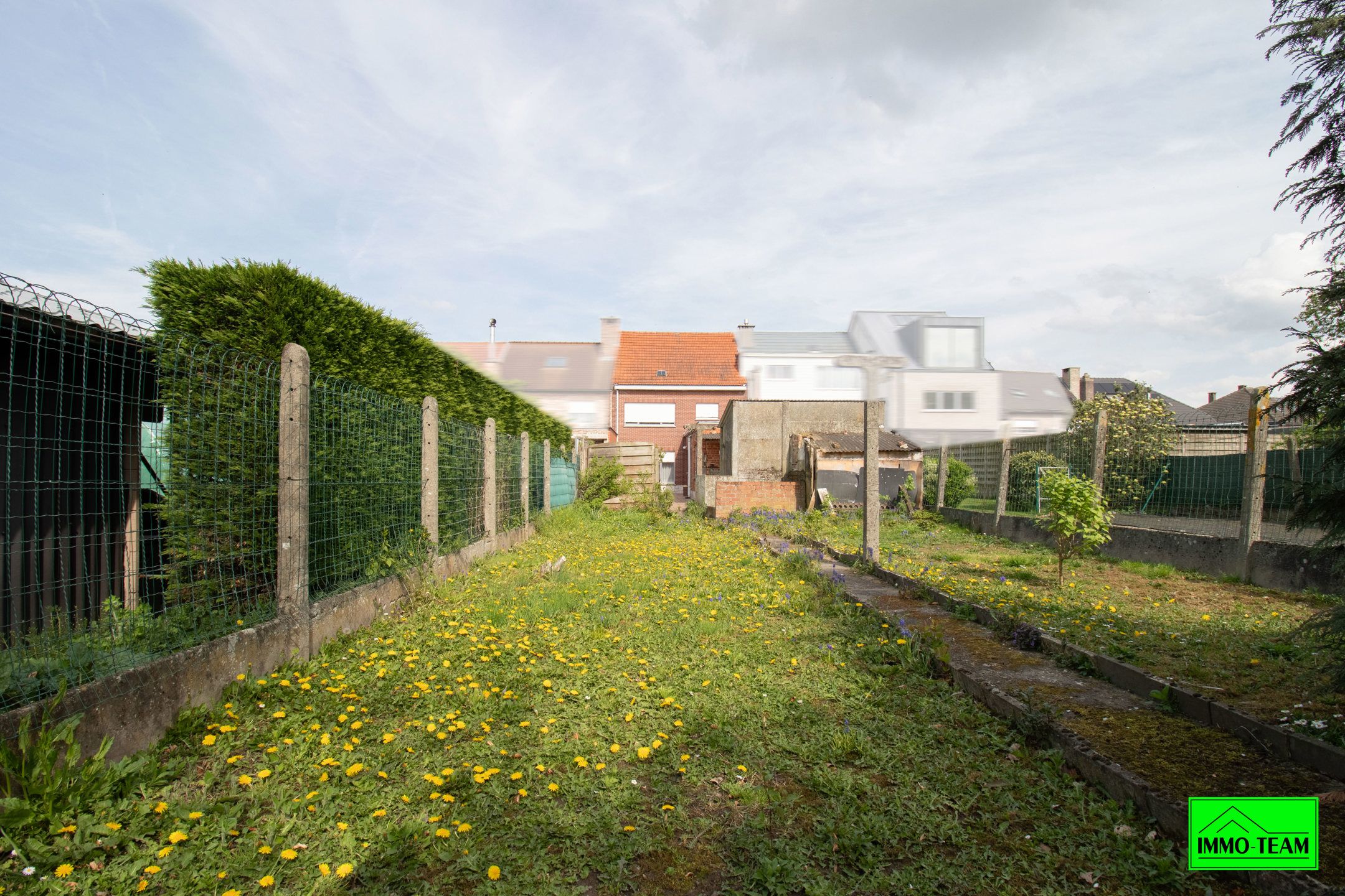 Solide, goed onderhouden 2-gevelwoning met tuin en garage foto 10